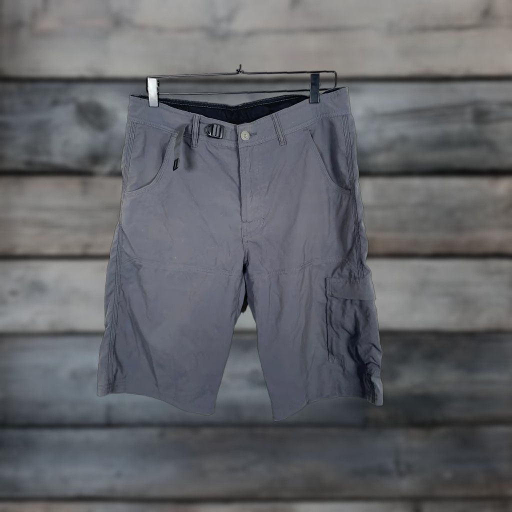 Prana VINTAGE prAna Cargo Shorts Men Medium 33x12 Gray Lightweight Nylon Spandex Belted Casual Outdoor Retro Size US 33 - 1 Thumbnail