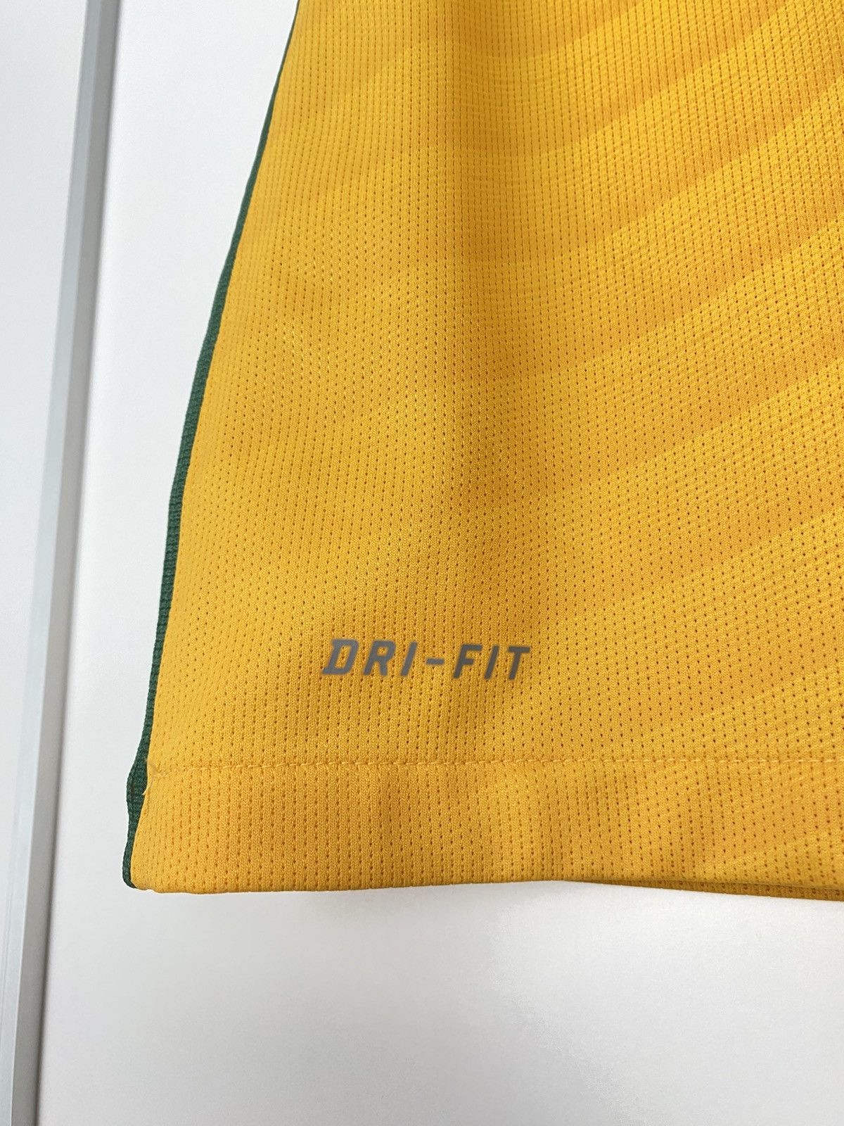 Nike Nike x Australia XL 2018 dswt nowa Home kit player issue Size US XL / EU 56 / 4 - 13 Thumbnail