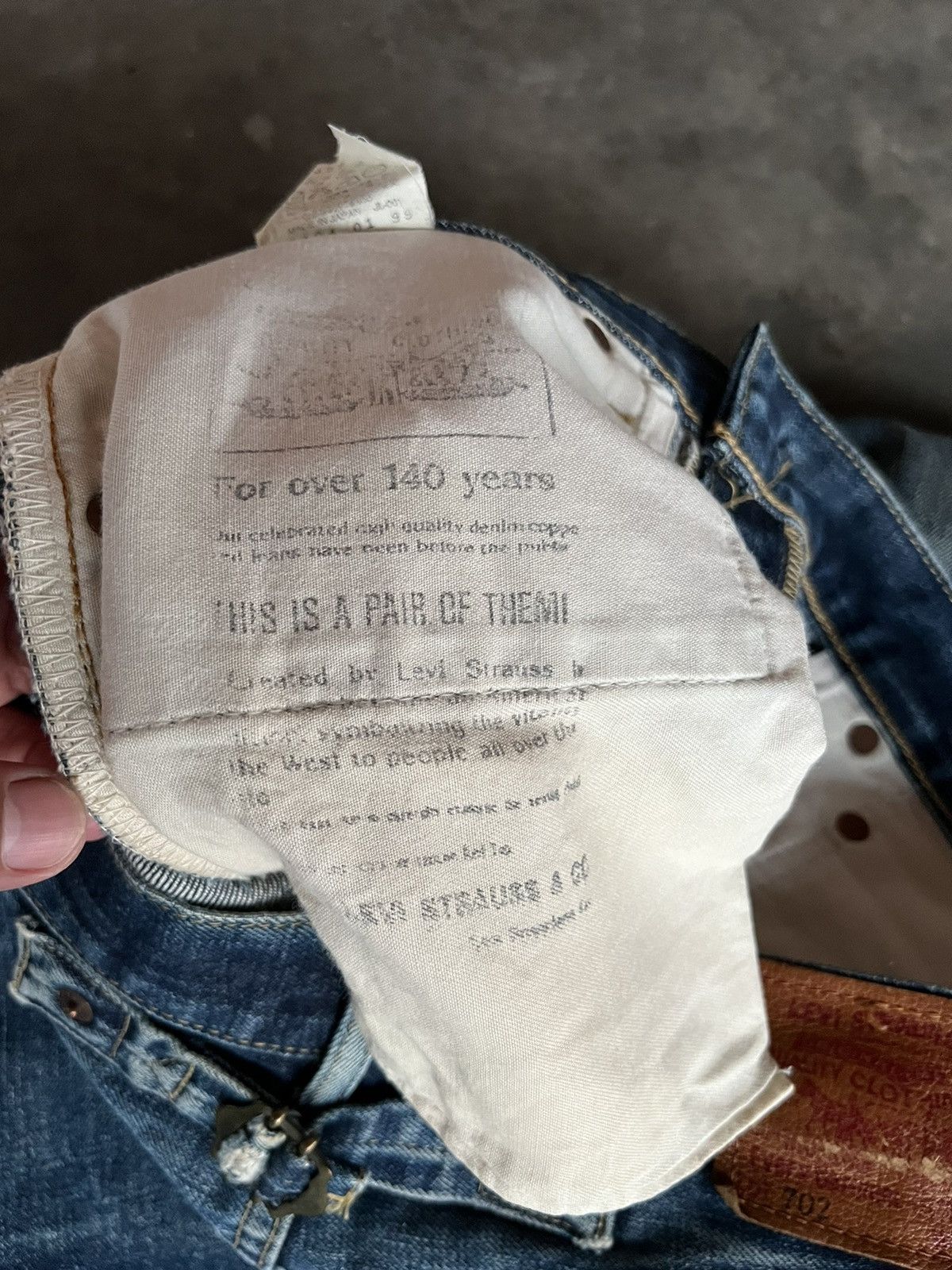 Levi's × Levi's Vintage Clothing VINTAGE LEVIS 702 BIG E SELVEDGE DISTRESSED JEANS Size US 32 / EU 48 - 23 Thumbnail