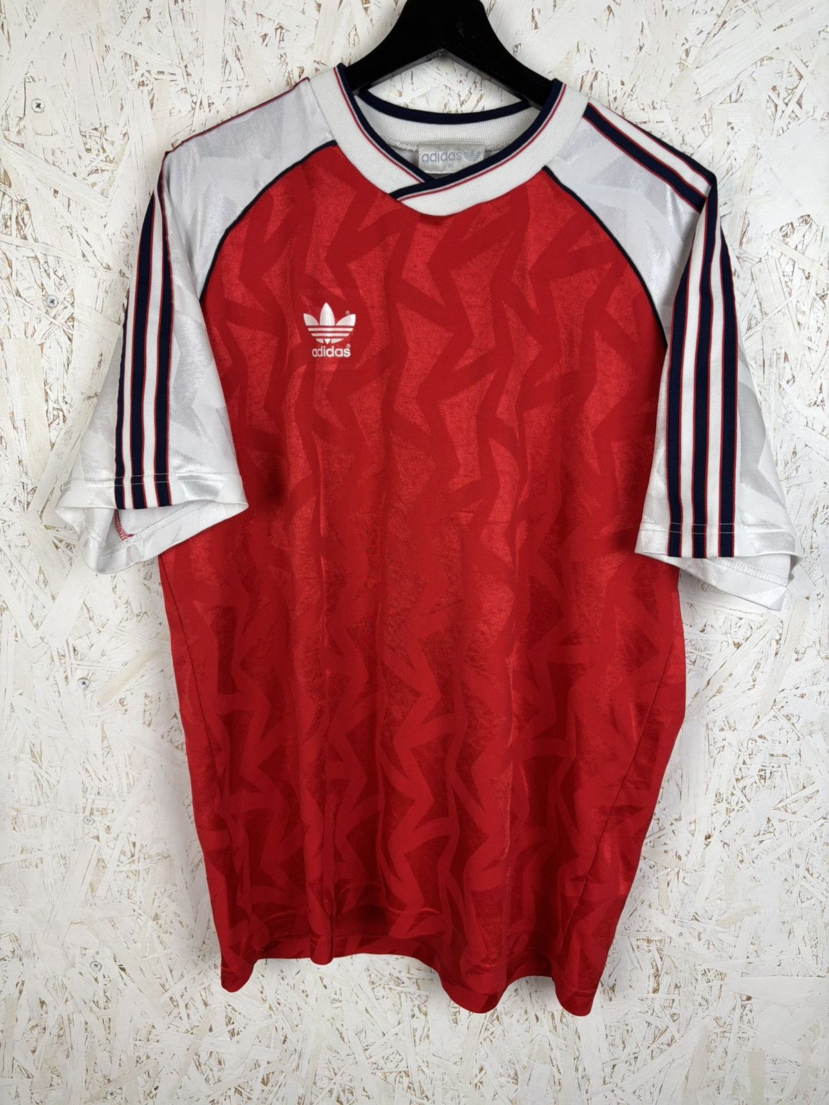 Adidas 90s Adidas 1990/92 Arsenal Template Blank Soccer Jersey XL Size US XL / EU 56 / 4 - 1 Thumbnail