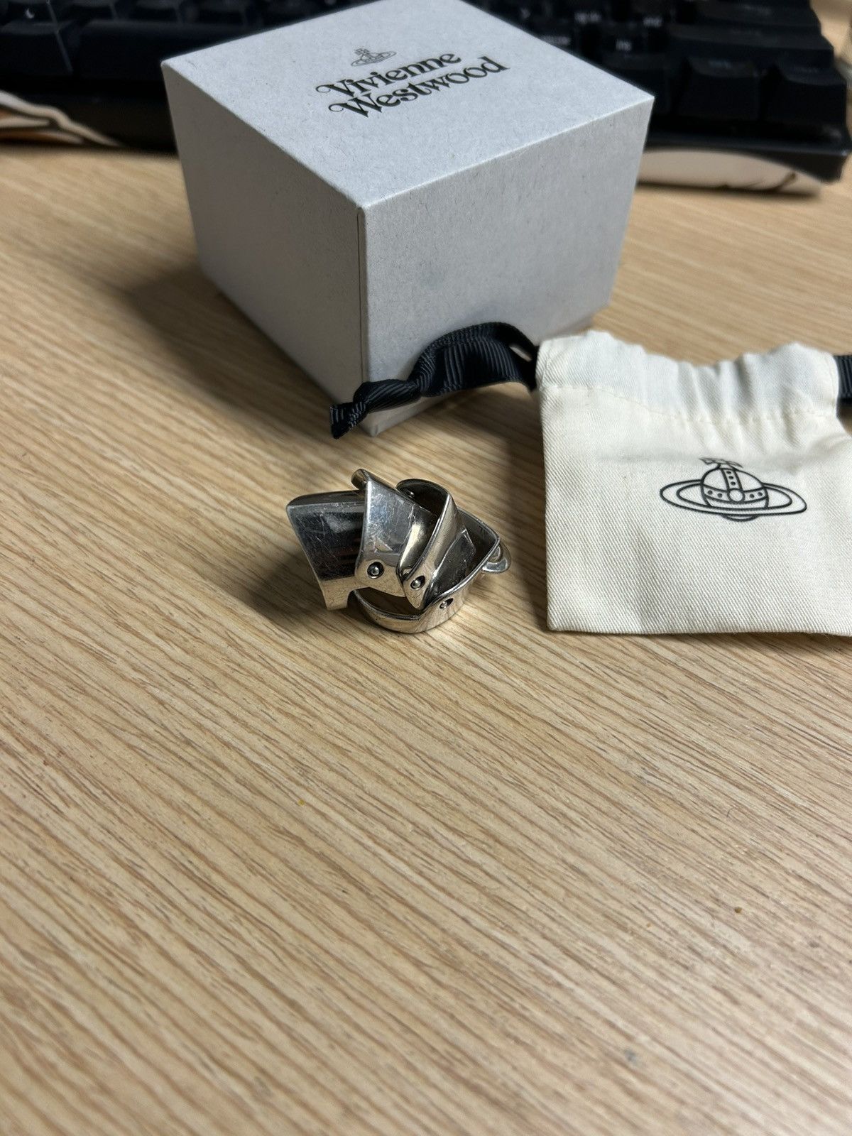 Vivienne Westwood Vivienne Westwood armor ring Size ONE SIZE - 1 Thumbnail