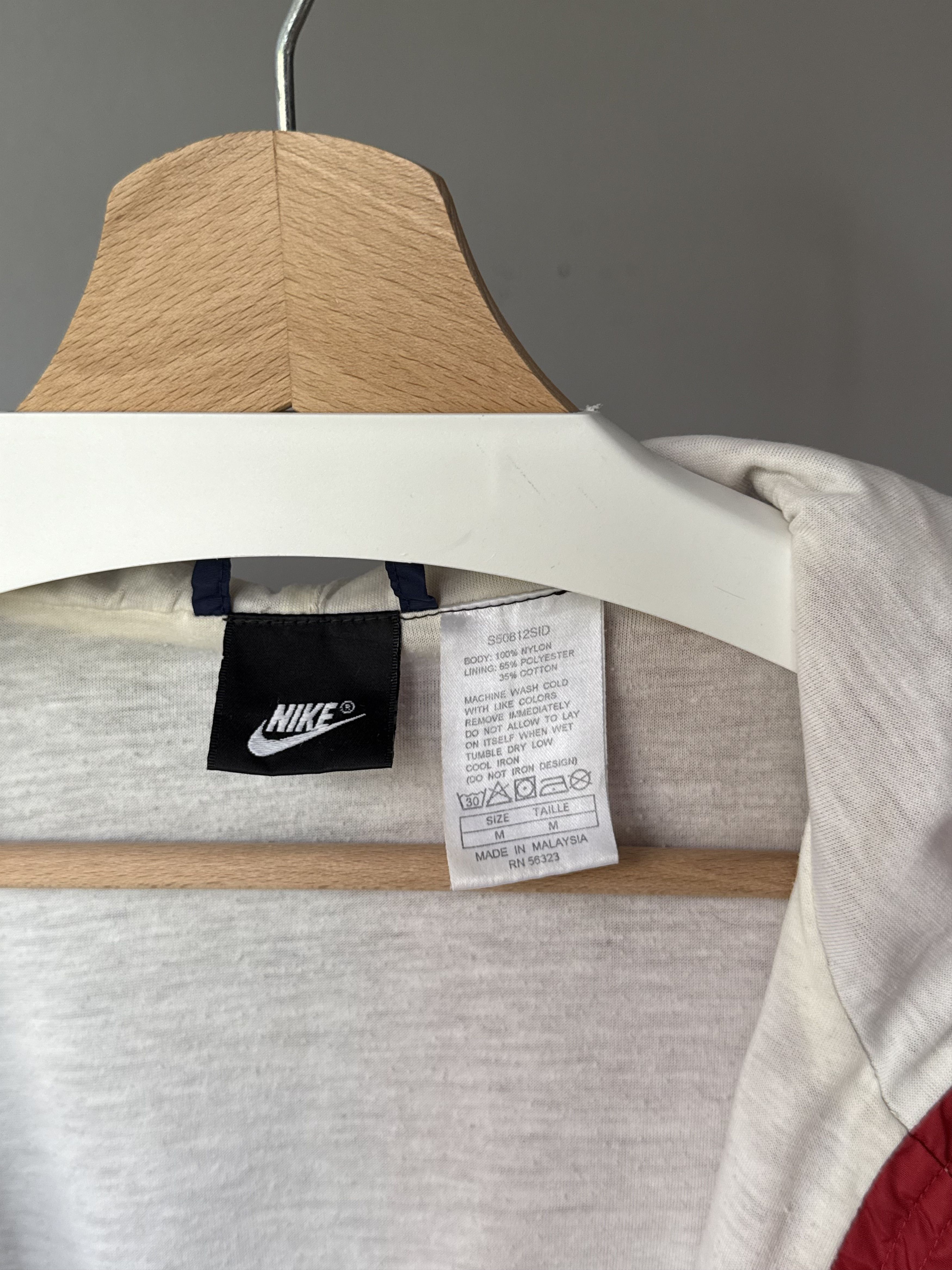 Nike × Vintage Vintage Nike Blue Ribbon Sports Oregon Windbreaker Jacket Size US M / EU 48-50 / 2 - 13 Thumbnail