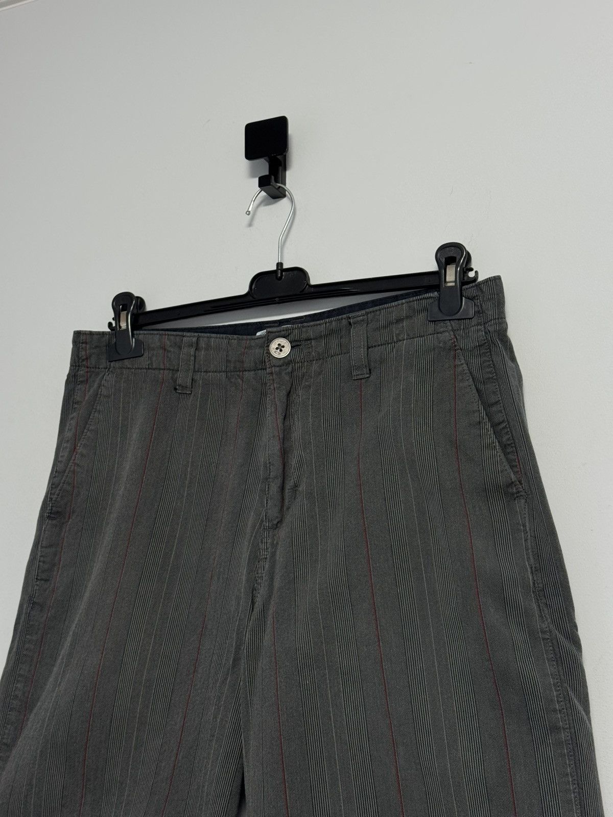Oakley Oakley Vintage Shorts Y2K Style Hype Size 30" / US 8 / IT 44 - 3 Thumbnail