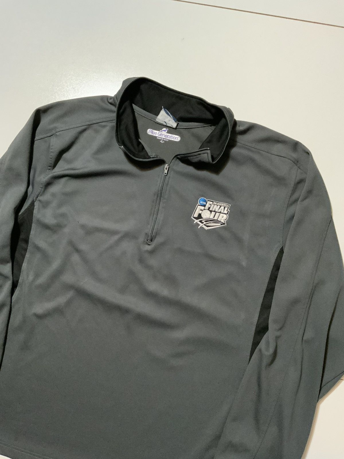 NCAA 2014 Final Four March Madness Basketball Tournament Pullover Size US L / EU 52-54 / 3 - 4 Thumbnail