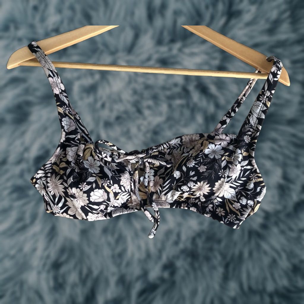 Vintage Kona Sol Bikini Top White Black Peach Floral Size S Small Women Size S / US 4 / IT 40 - 1 Thumbnail