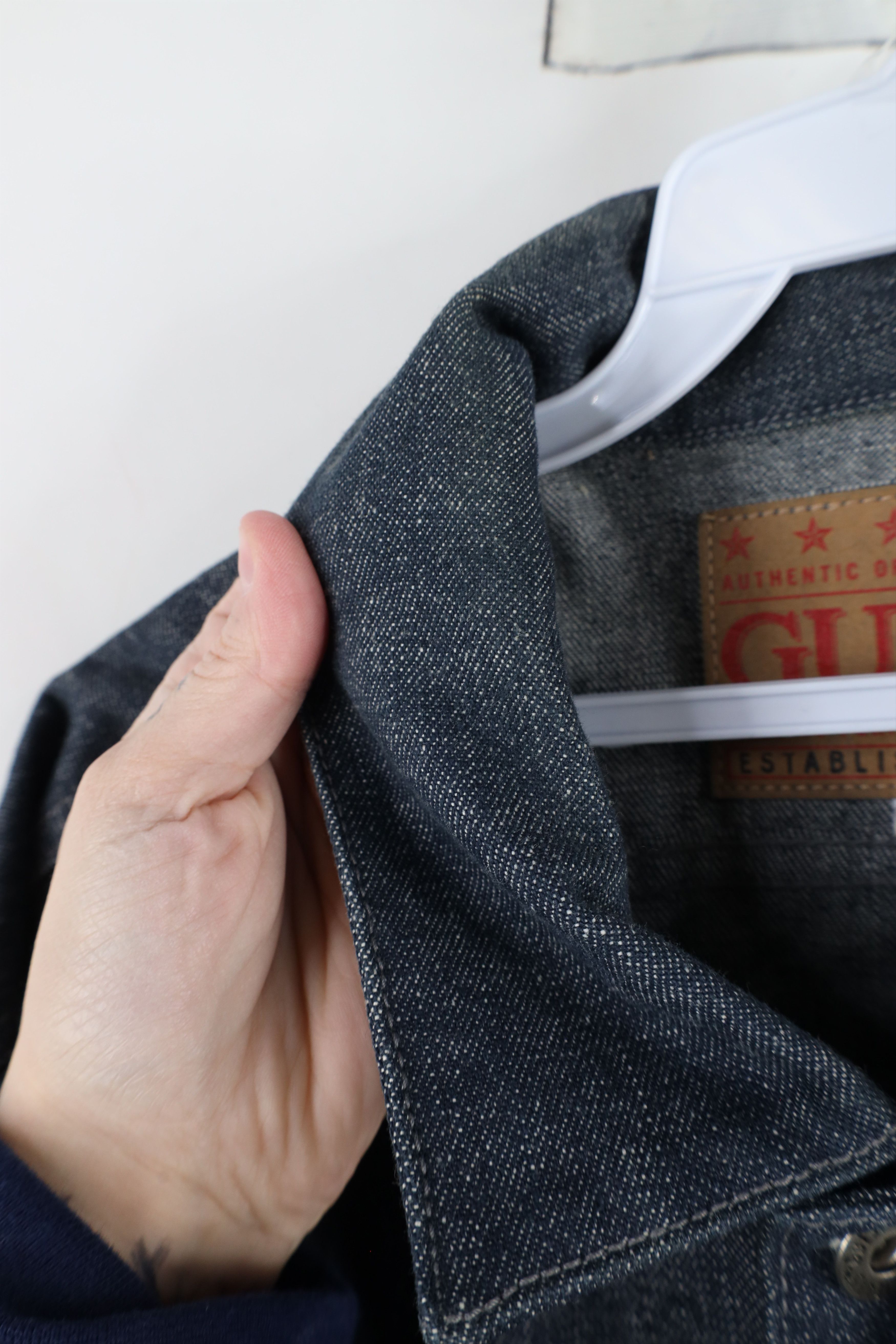 Guess × Vintage Vintage 90s Guess Chambray Denim Jean Trucker Jacket Blue Size US L / EU 52-54 / 3 - 7 Thumbnail