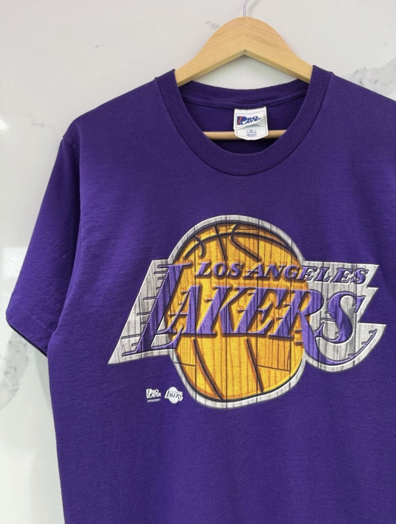 NBA Vintage 90’s Los Angeles Lakers NBA T Shirt Size US L / EU 52-54 / 3 - 1 Thumbnail