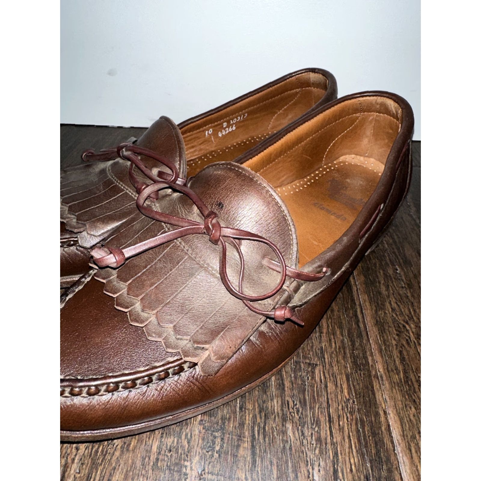Allen Edmonds Allen Edmonds Alameda Brown Calf Leather Kiltie Tie Loafers Men’s 10 D Brown Leather Dress Shoe Men’s 10 D Size US 10 / EU 43 - 3 Thumbnail