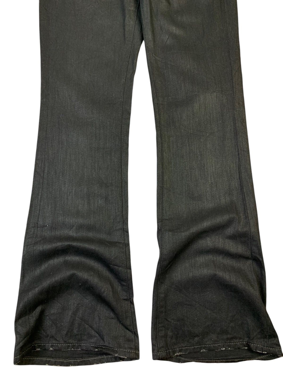 Vanquish Y2K 2000’s Vanquish Gold Japan Black Flare denim Size US 28 / EU 44 - 7 Thumbnail