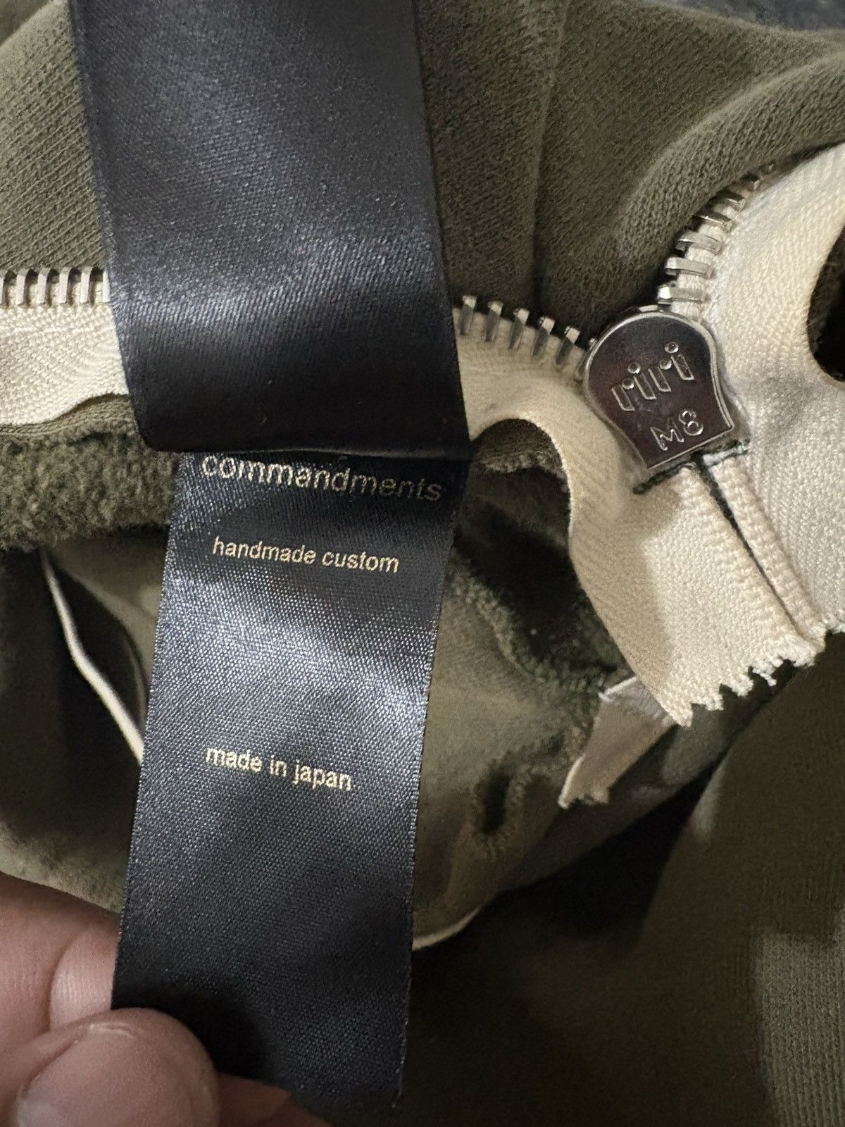 Champion Baggy Champion commandments japan custom handmade riri zip Size US M / EU 48-50 / 2 - 17 Thumbnail