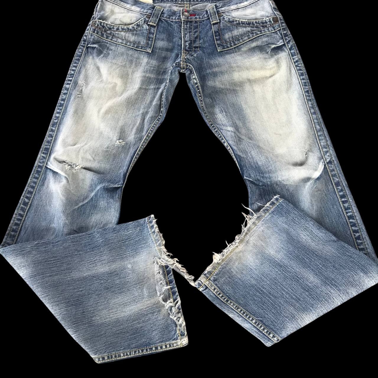 Blue Blue Japan FLARED BLUEWAY JAPAN DISTRESSED LOWRISE DENIM W33x33 Size US 33 - 5 Thumbnail