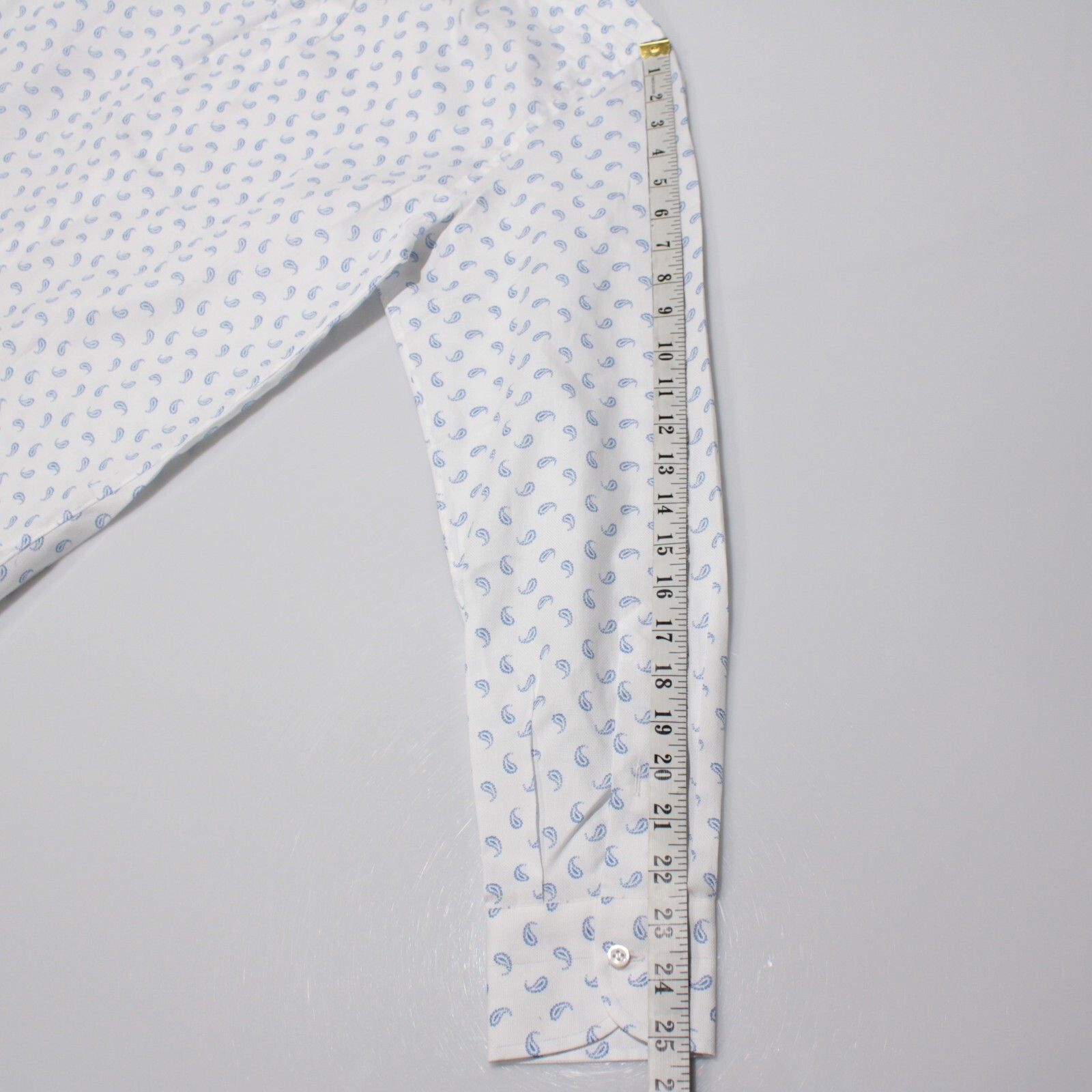 Luciano Barbera Luciano Barbera New with tags Shirt Size M US In White Size US M / EU 48-50 / 2 - 9 Thumbnail