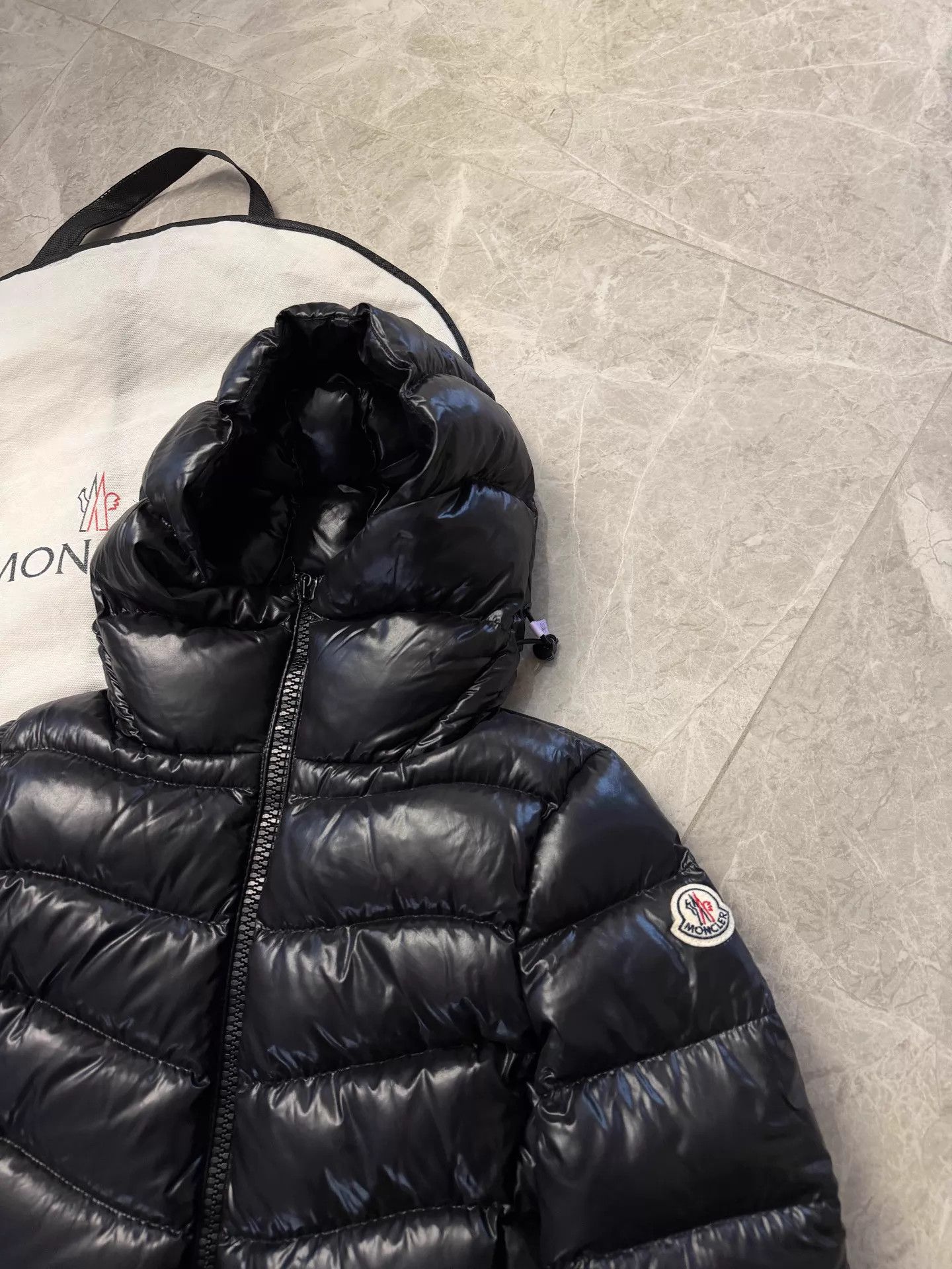 Moncler Moncler down jacket women's black size 1 like new Size S / US 4 / IT 40 - 3 Thumbnail