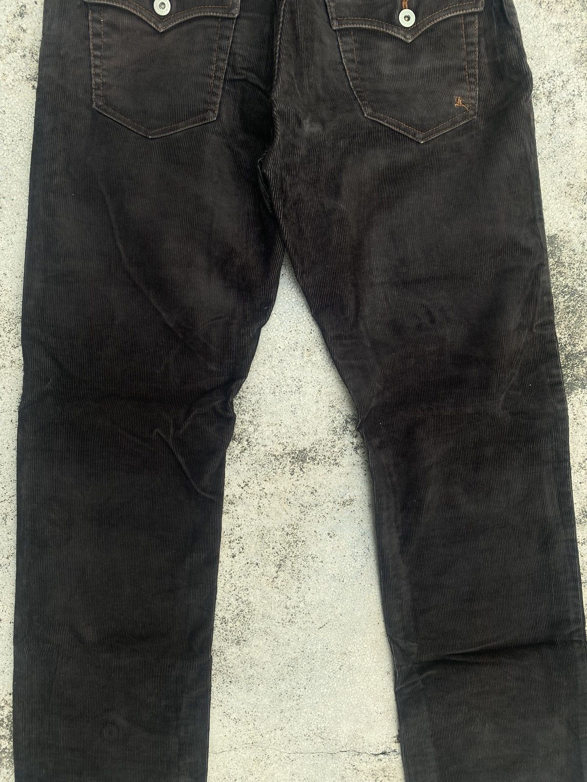 Burberry × Designer × Japanese Brand Burberry Loose Corduroy Pants Size US 32 / EU 48 - 16 Thumbnail