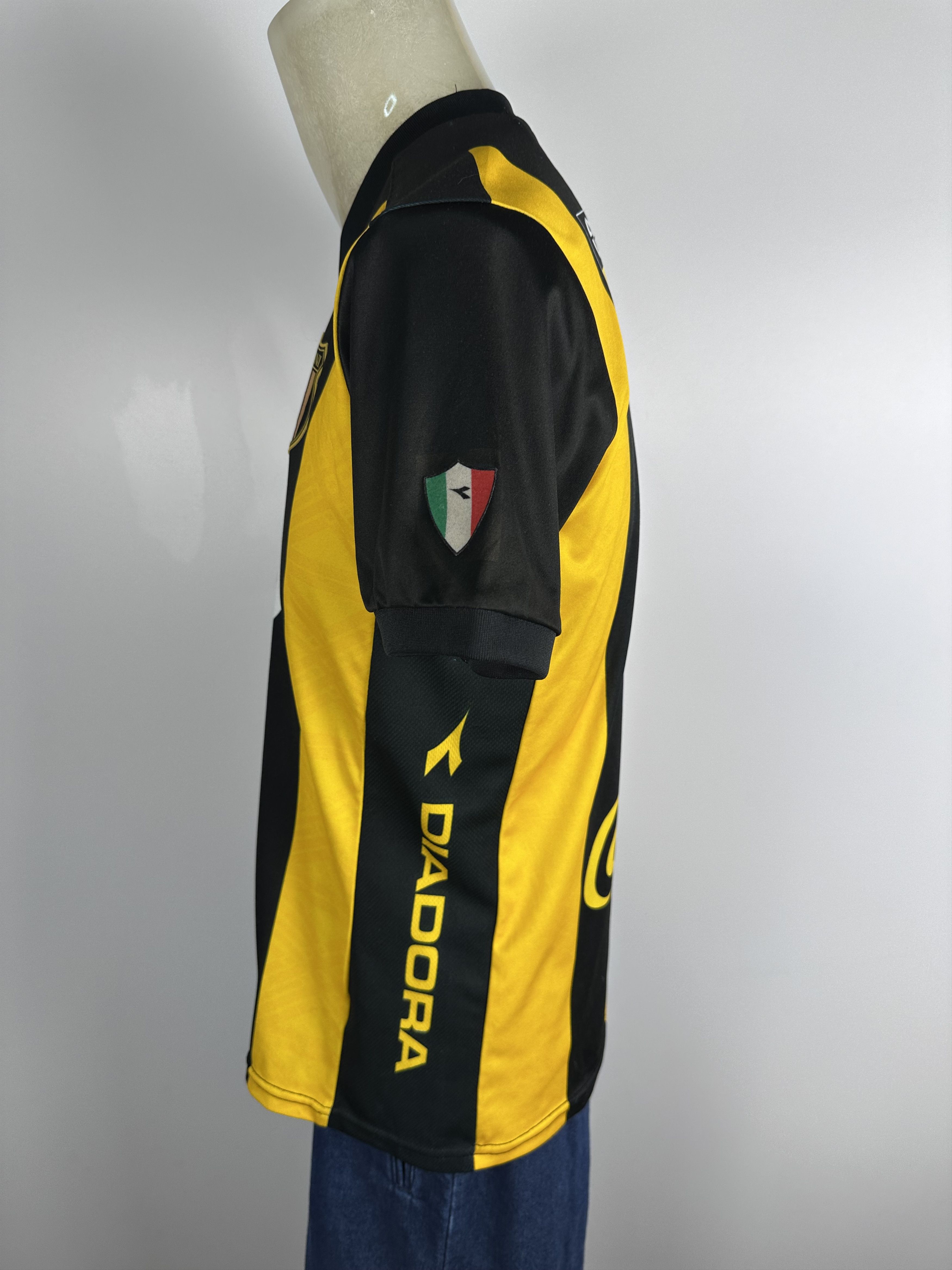 Diadora Guarani Asuncion 2015 Football Shirt Soccer Jersey Diadora Size US S / EU 44-46 / 1 - 6 Thumbnail