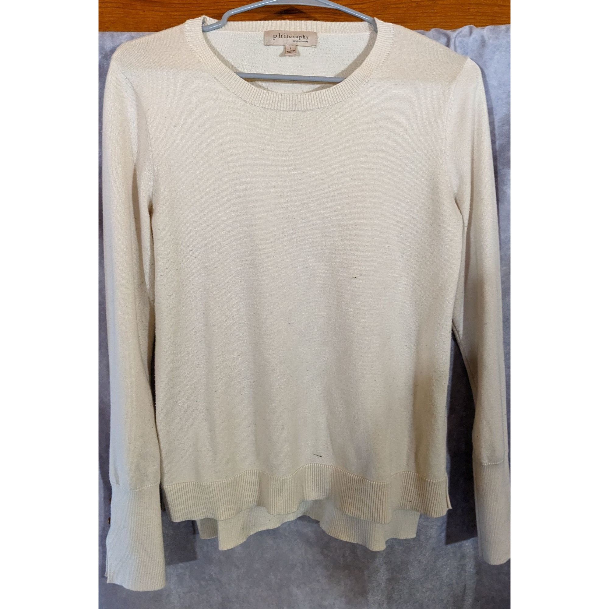 Other Philosophy Ivory Knit Sweater With Buttoned Cuffs Ruffle Hem Size L / US 10 / IT 46 - 1 Thumbnail
