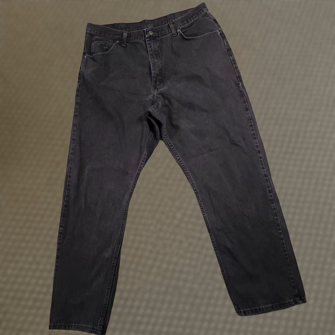 Wrangler VINTAGE Wrangler Jeans Mens 40x32 Black Western Cowboy High Rise Denim Regular Waist 40 Size US 40 / EU 56 - 1 Thumbnail