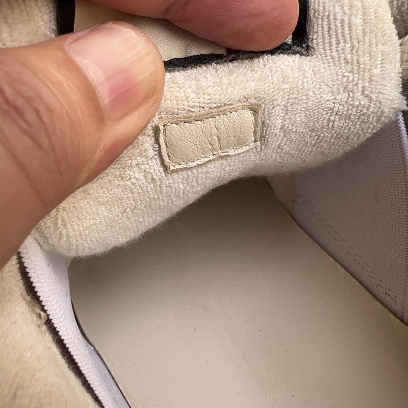 Gucci Screener Distressed Leather Low-Top Sneakers -