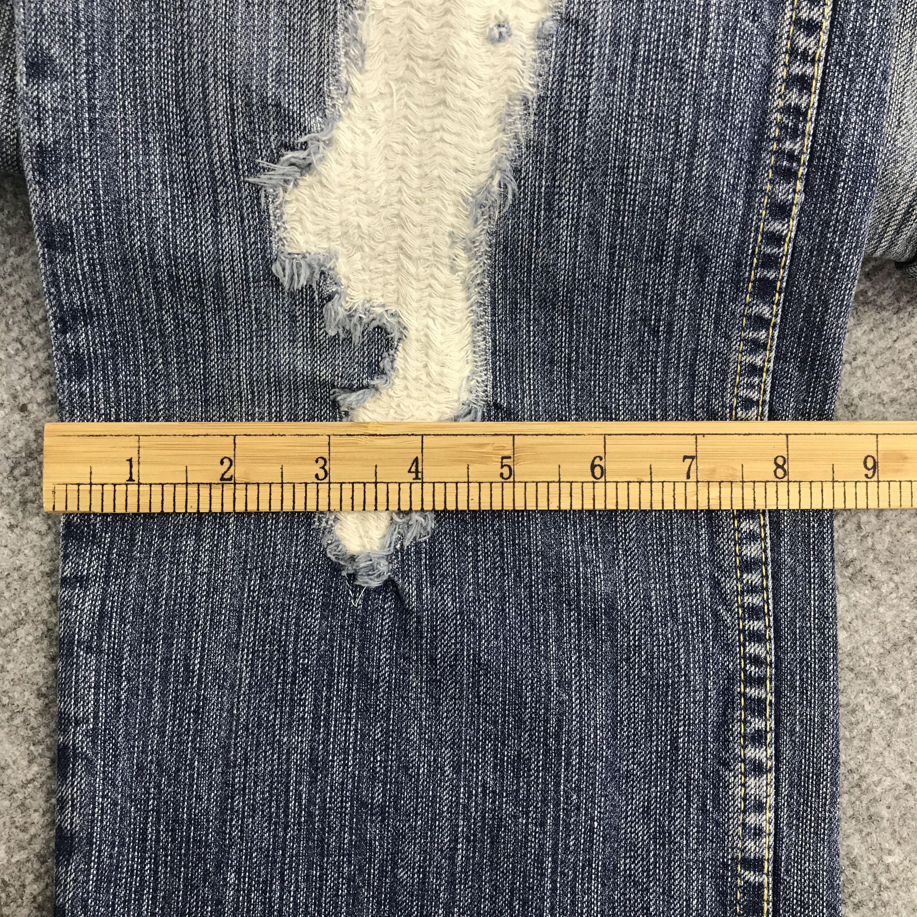 Japanese Brand × Takeo Kikuchi Rare Takeo kikuchi distressed denim Jeans Size US 33 - 10 Thumbnail
