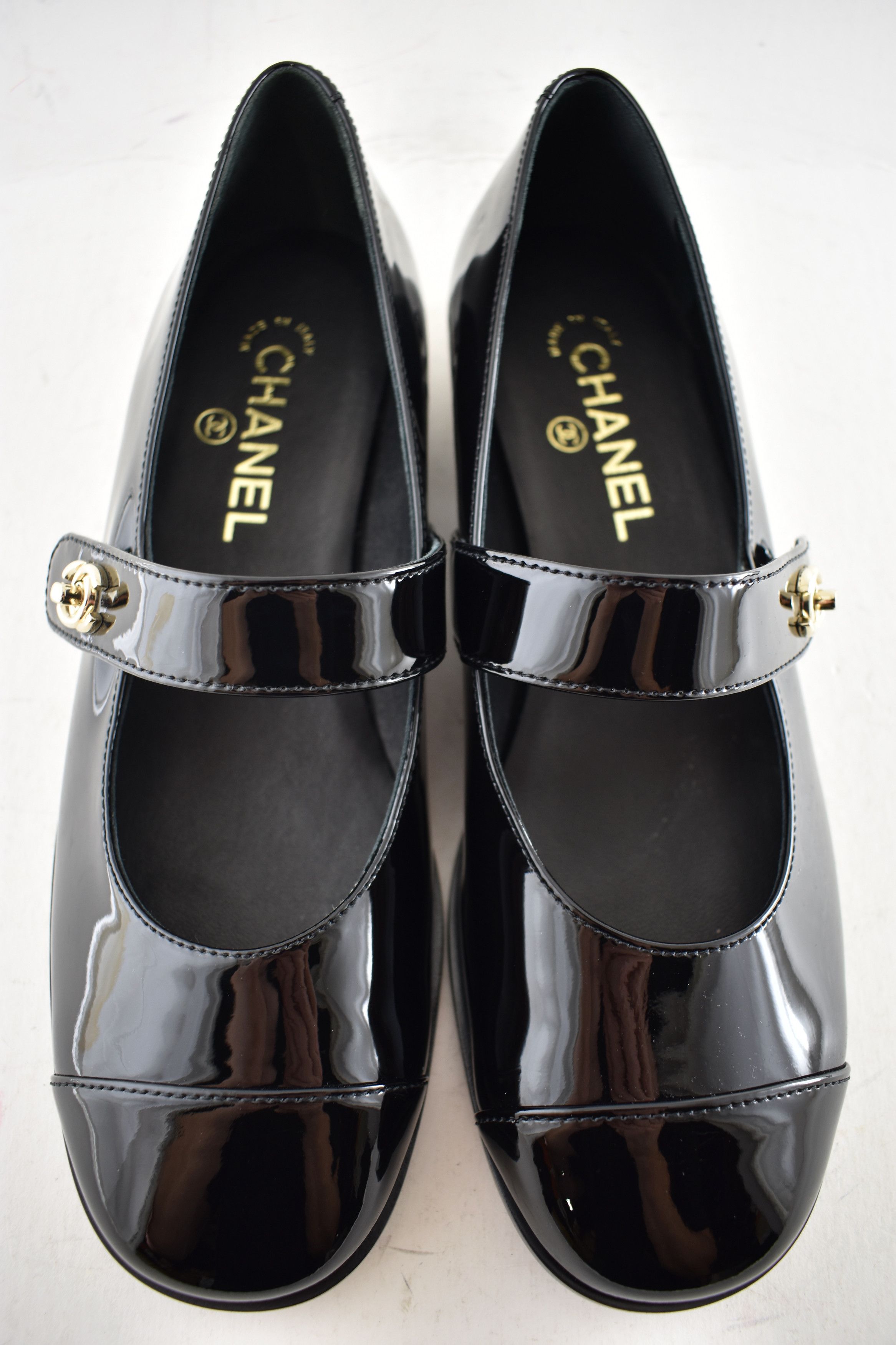 Chanel Chanel Patent Turnlock CC Mary Jane Ballet Loafer Flat 36 Size US 6 / IT 36 - 11 Thumbnail