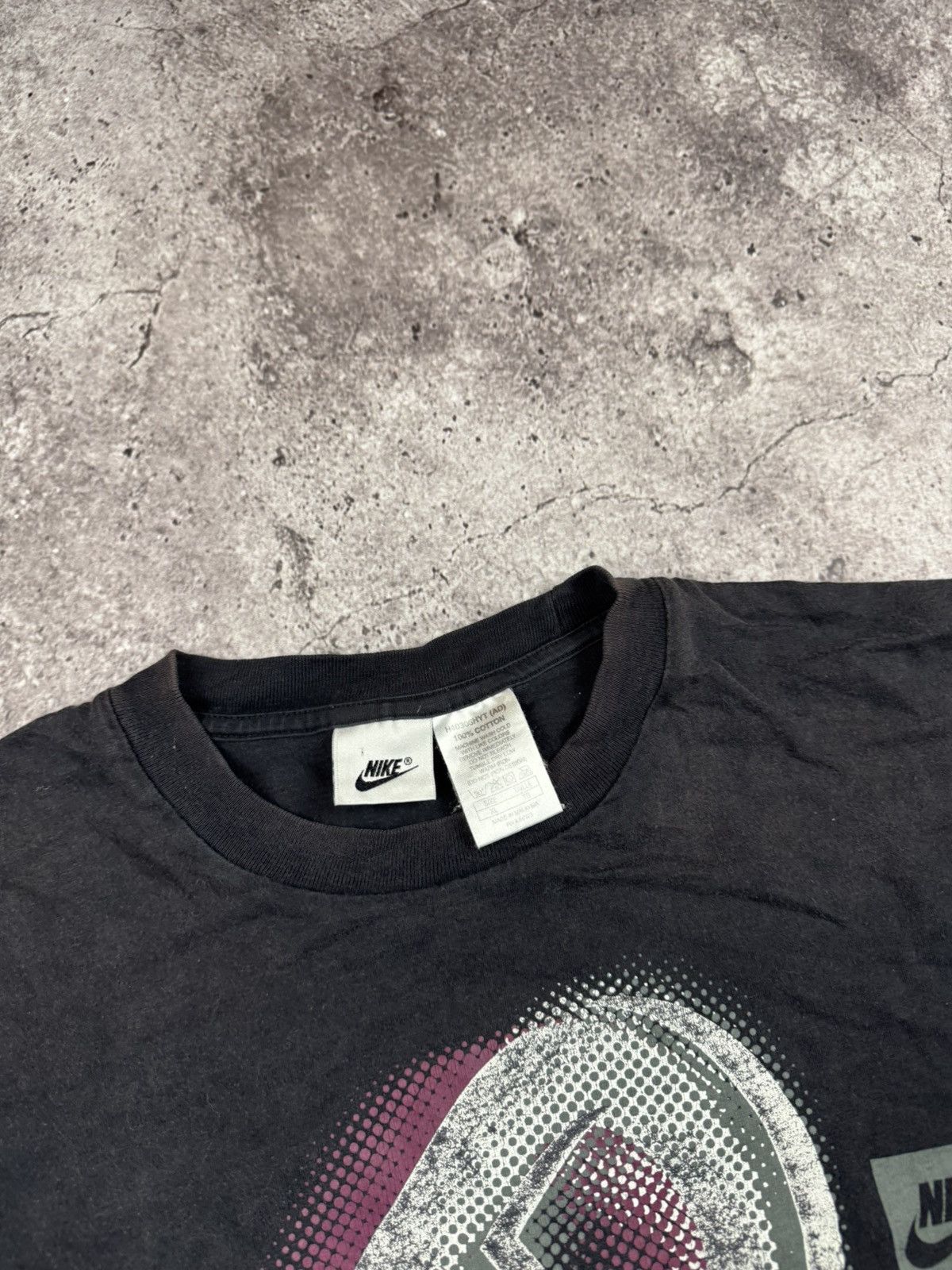 Nike Vintage 90s Nike Air Big Logo Swoosh Faded T-Shirt Tee Size US XL / EU 56 / 4 - 4 Thumbnail