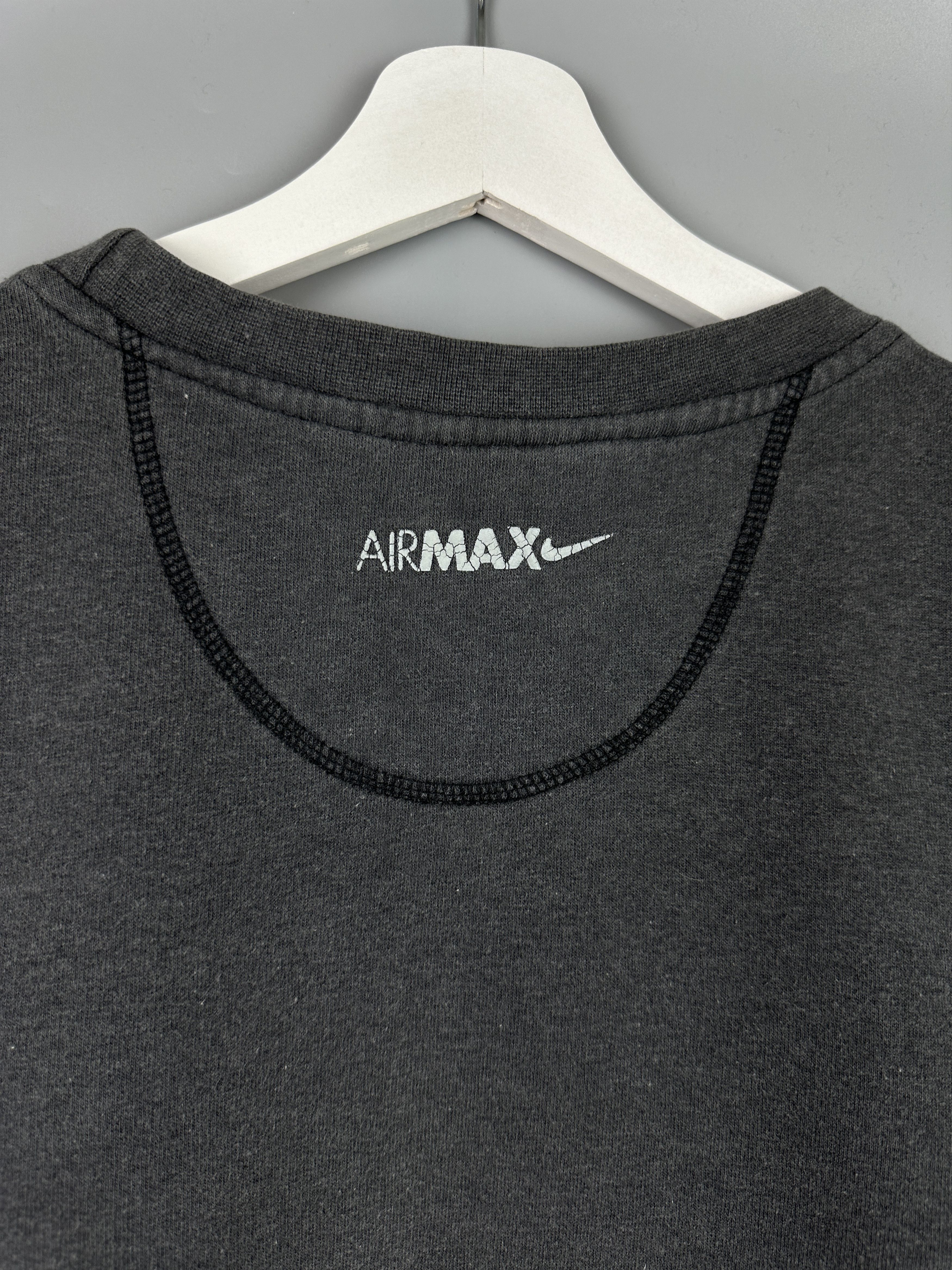 Nike 90s Vintage Nike Mini Logo Sweatshirt Crewneck Y2K Center Size US M / EU 48-50 / 2 - 10 Thumbnail