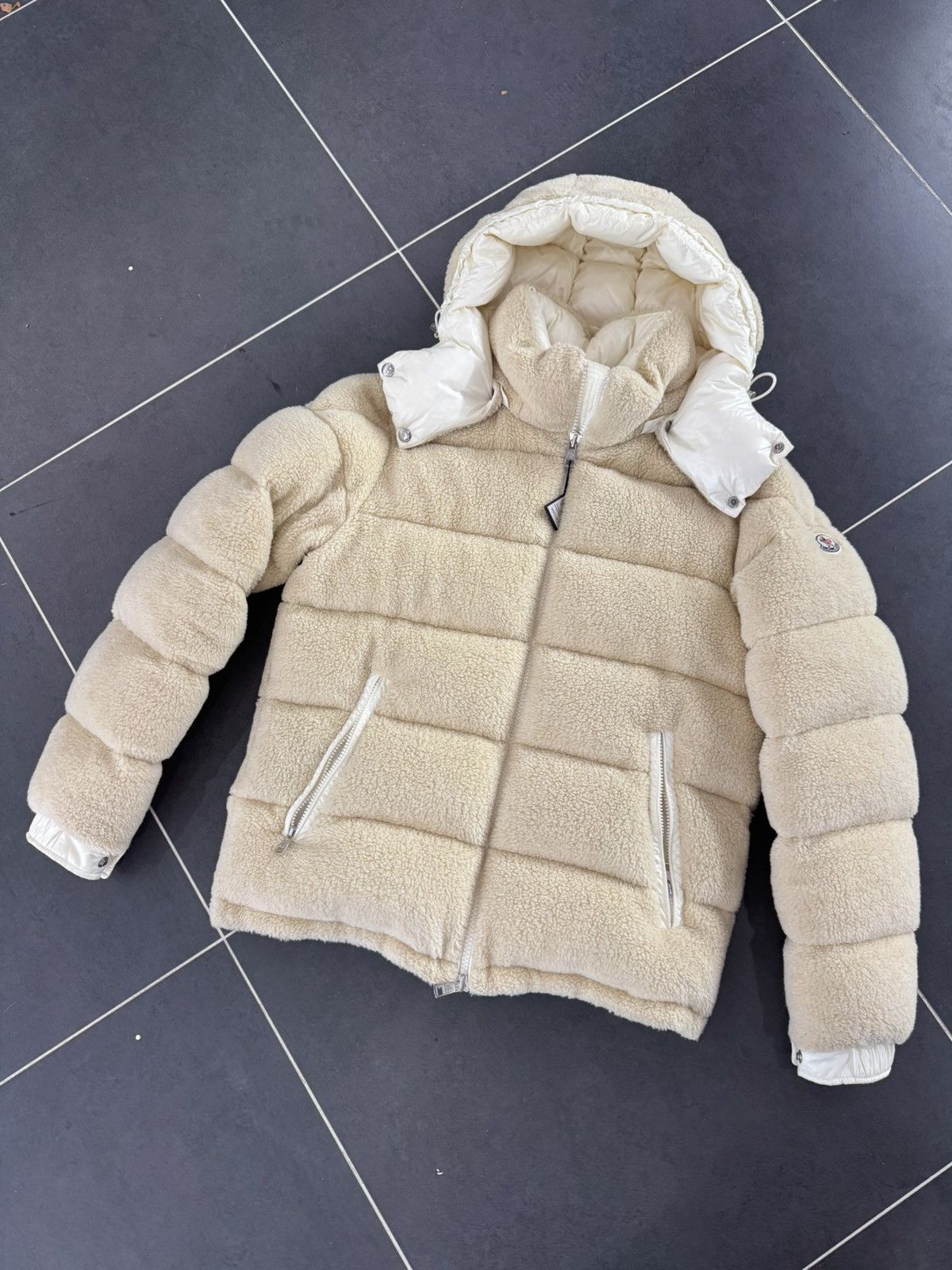 Moncler Moncler Michon Sherpa Down Jacket Size US L / EU 52-54 / 3 - 3 Thumbnail