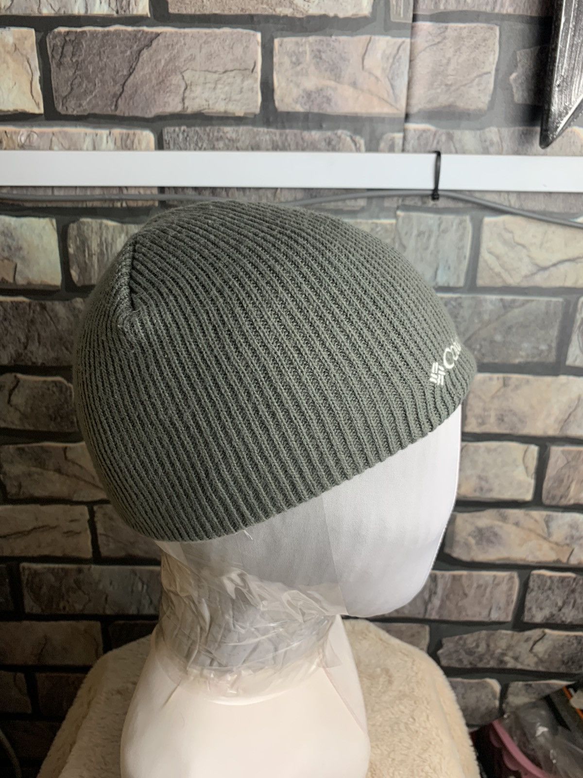 Columbia Columbia Beanie Hats - C-00545 Size ONE SIZE - 2 Thumbnail