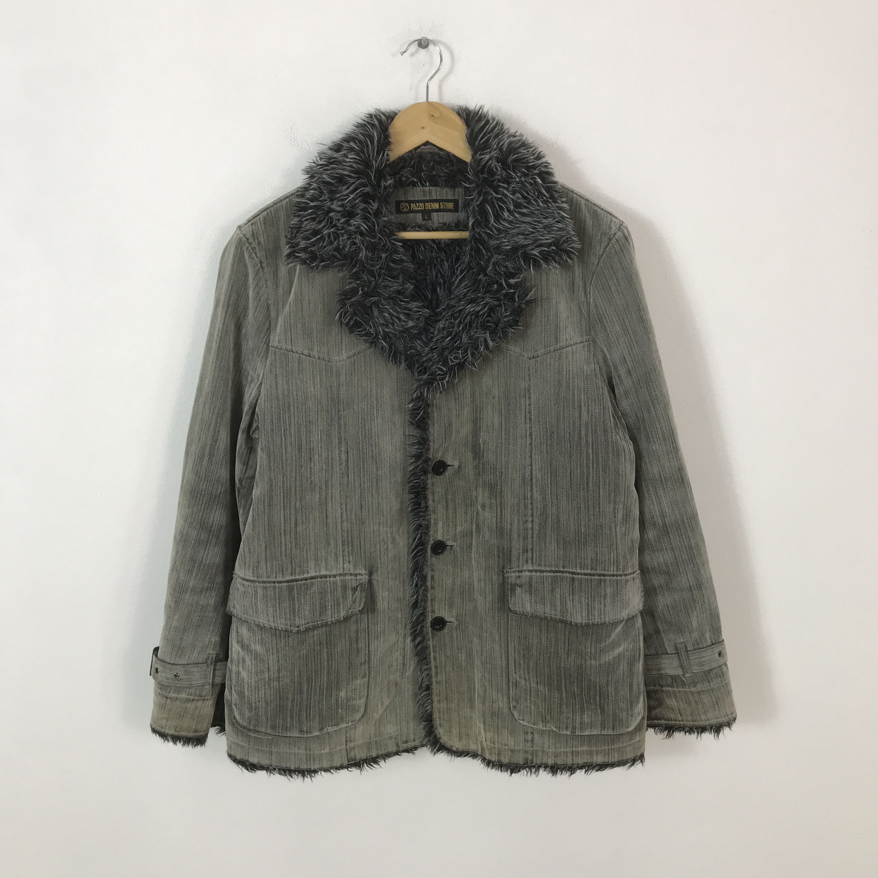 Pazzo pazzo denim stores Fur Design jacket K71B5 Size US L / EU 52-54 / 3 - 1 Thumbnail