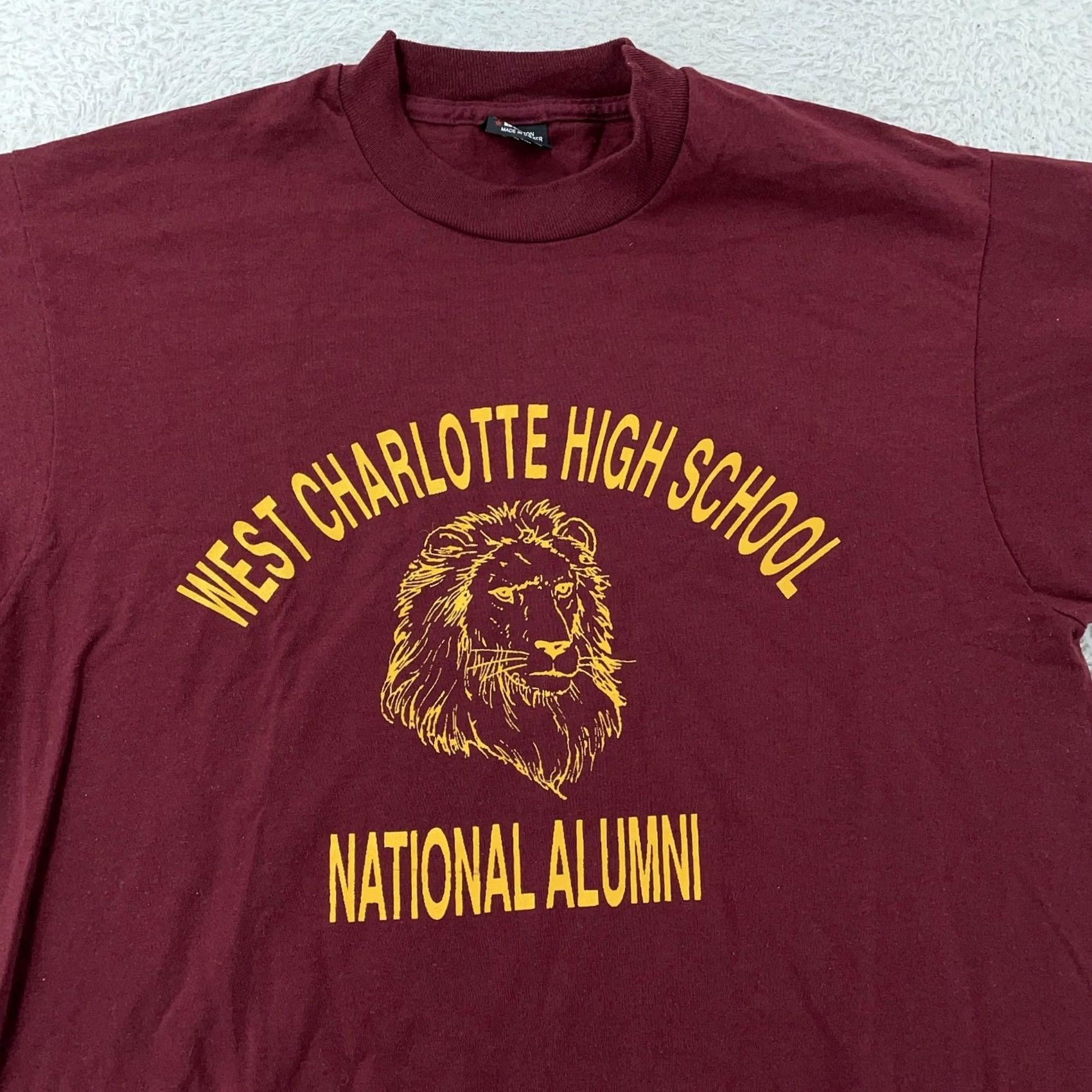 Vintage VINTAGE West Charlotte High School Alumni T-Shirt Mens M Red NC 90s Shirt Mens Size US M / EU 48-50 / 2 - 2 Thumbnail