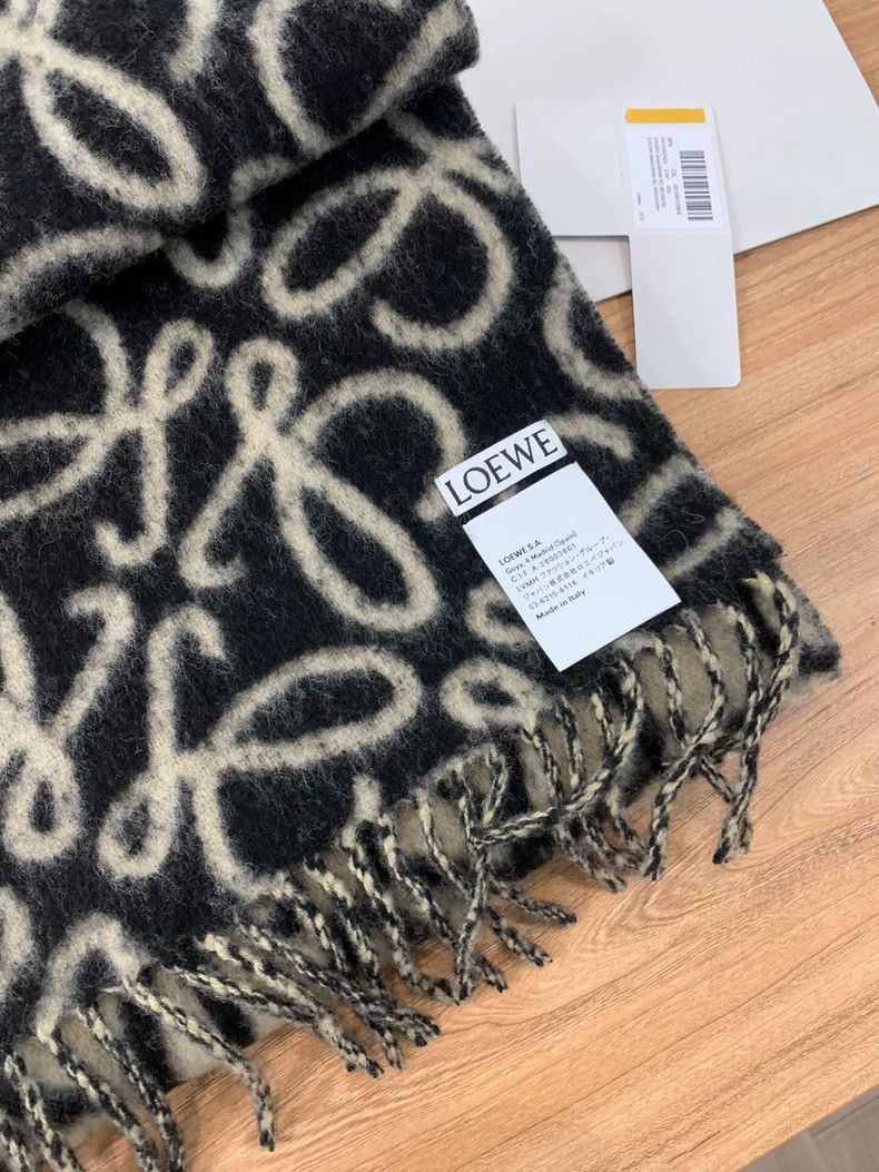 Loewe LOEWE Brand logo Wool yarn scarf Size ONE SIZE - 9 Thumbnail