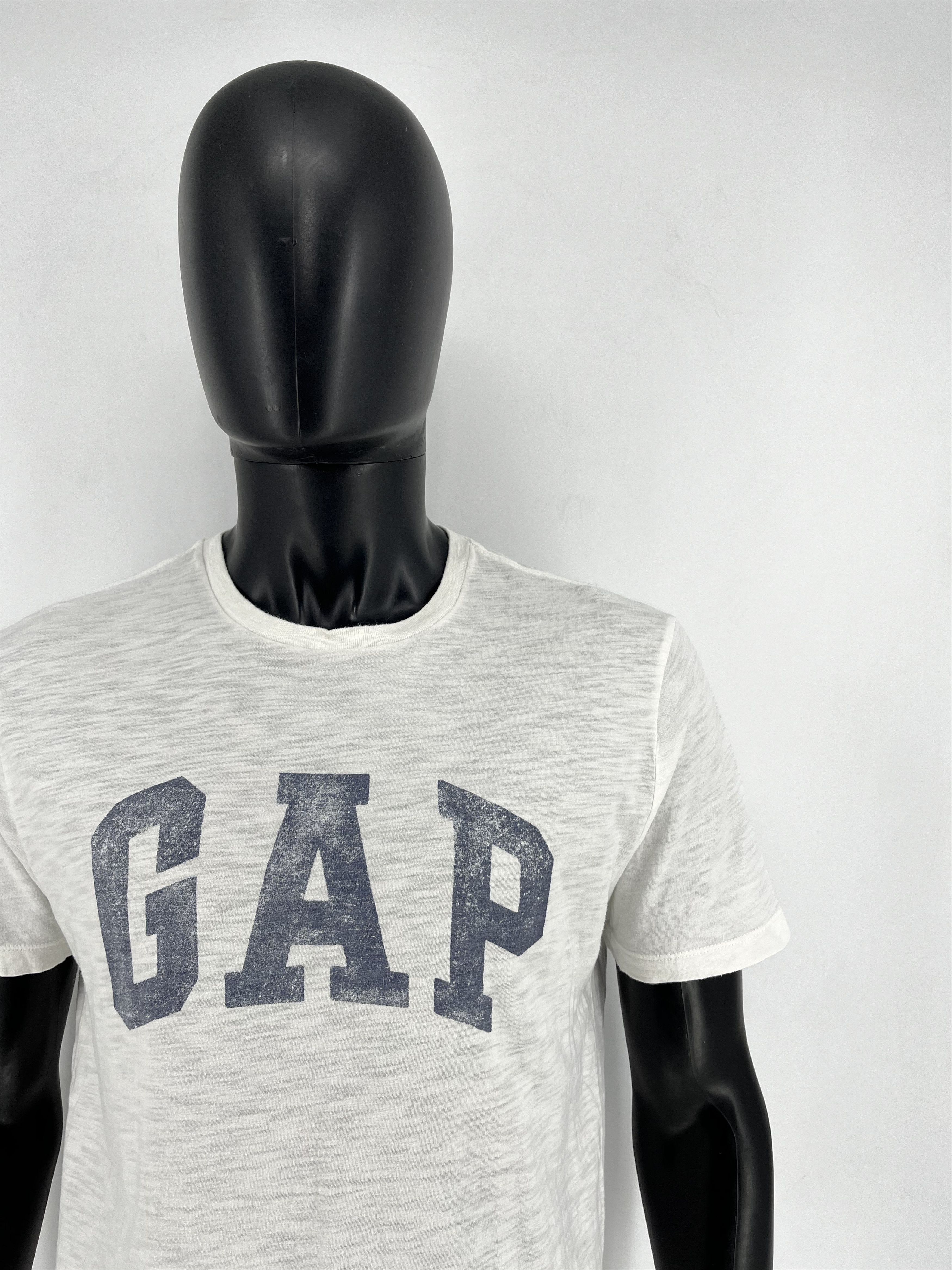 Gap × Vintage Vintage Y2K Gap Logo T-Shirt Streetwear Fashion Size M Size US M / EU 48-50 / 2 - 7 Thumbnail