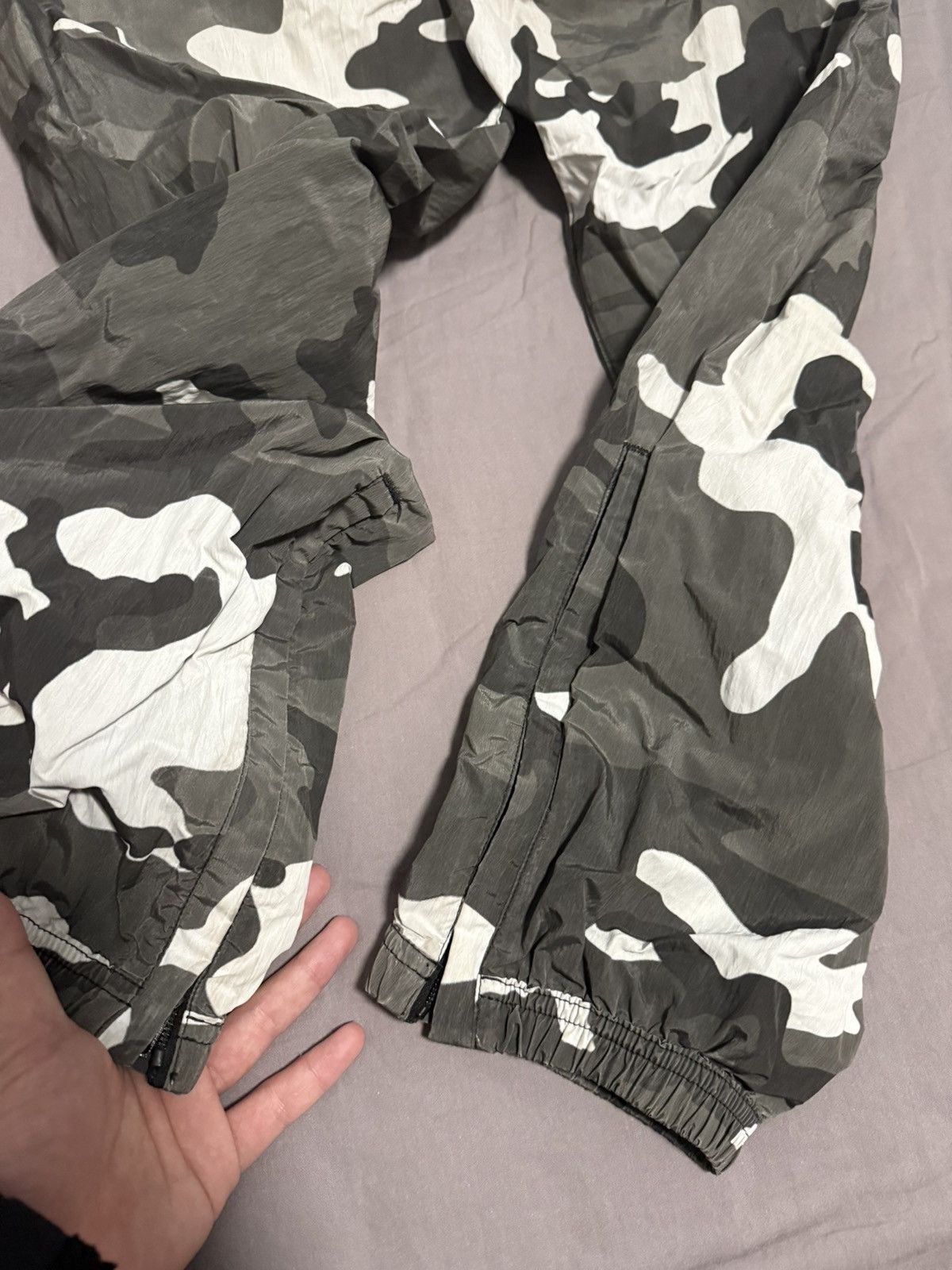 Stone Island Supreme stone island fw16 track nylon pant snow camo xL size Size US 32 / EU 48 - 6 Thumbnail