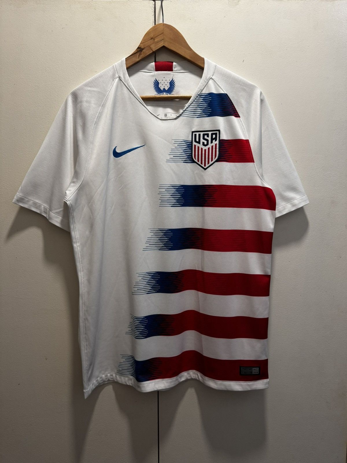 Nike Nike USA 2018 Jersey Size US M / EU 48-50 / 2 - 1 Thumbnail