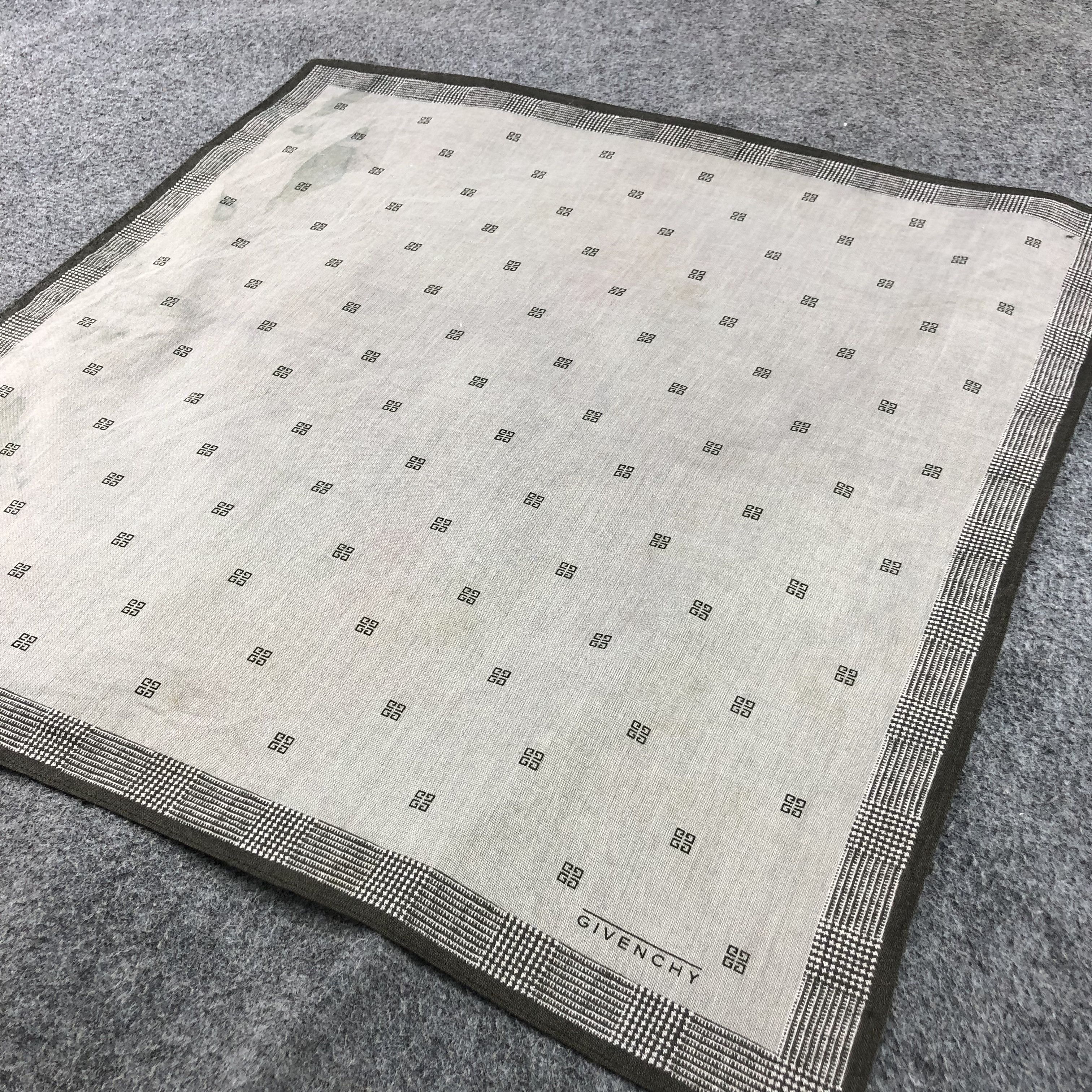 Vintage Givenchy Monogram Handkerchief Neckerchief Bandana H1440 Size ONE SIZE - 4 Thumbnail
