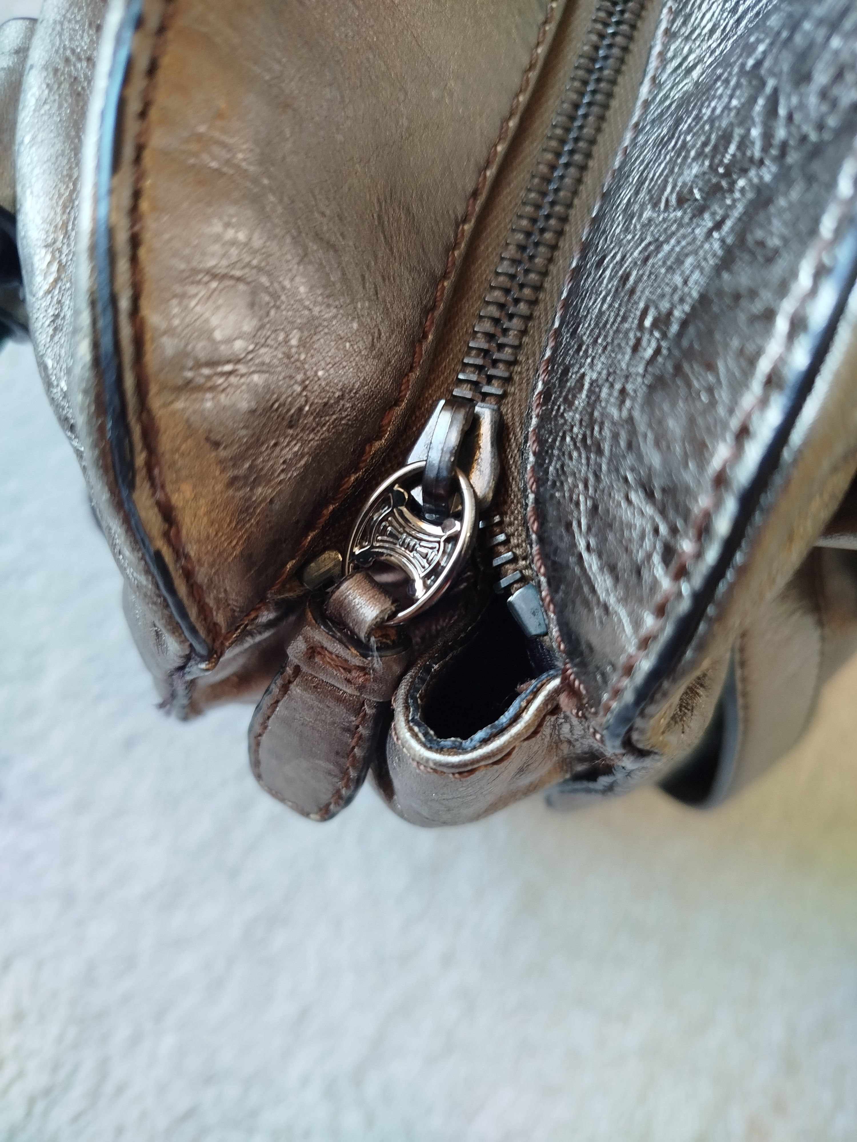 Celine CELINE BITTERSWEET leather handbag gold metallic Size ONE SIZE - 8 Thumbnail