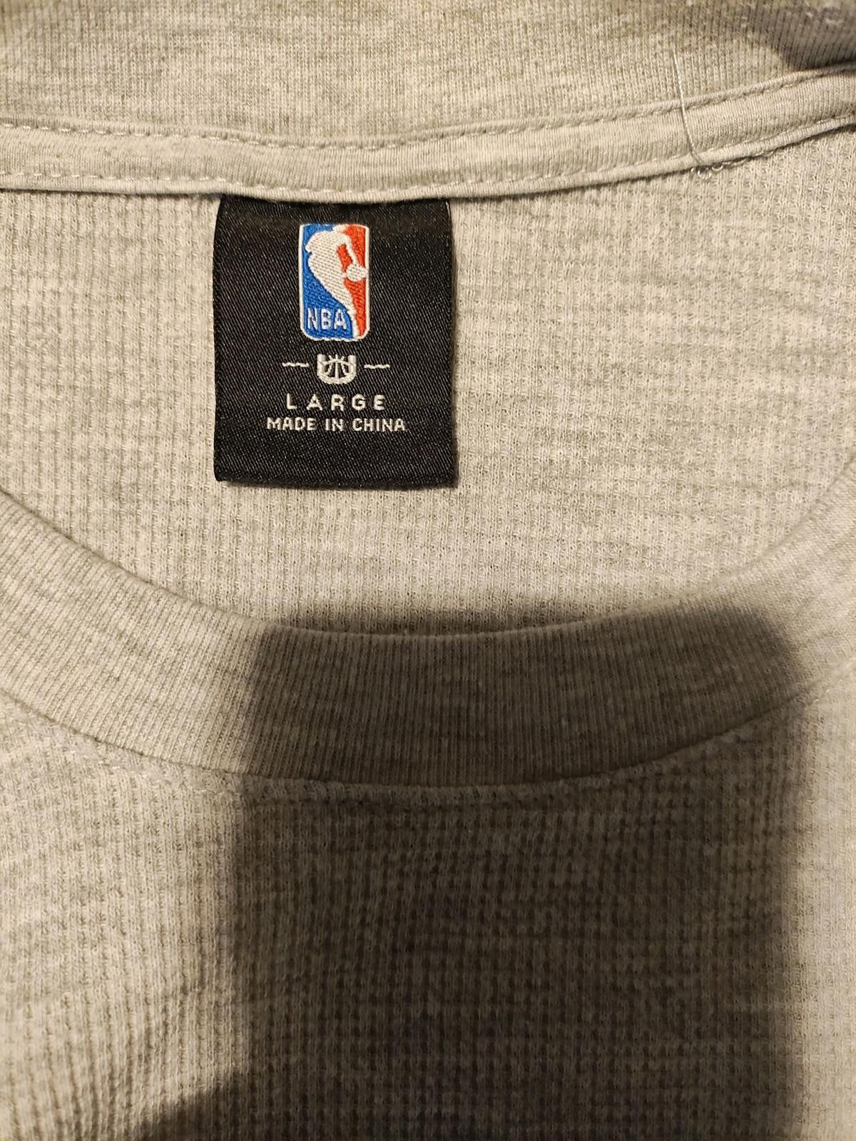 NBA Charlotte Hornets Basketball Long Sleeve Thermal Shirt Size ONE SIZE - 6 Thumbnail