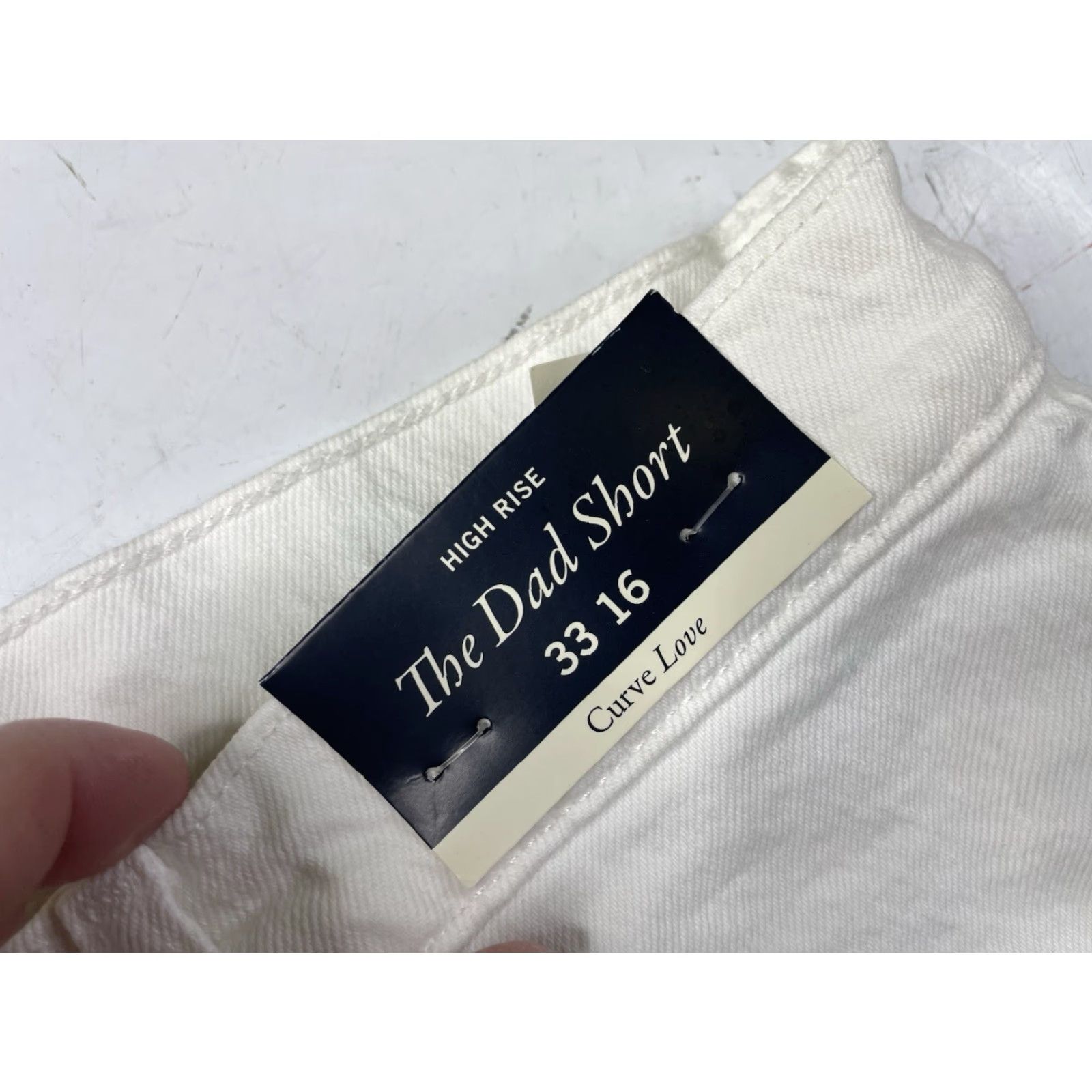 Abercrombie & Fitch Abercrombie & Fitch NWT Women's Curve Love High-Rise Dad Shorts 33 16 White Denim 5-Pocket 90s Style Vintage Dad Womens Shorts Size 24" / US 00 / IT 34 - 3 Thumbnail