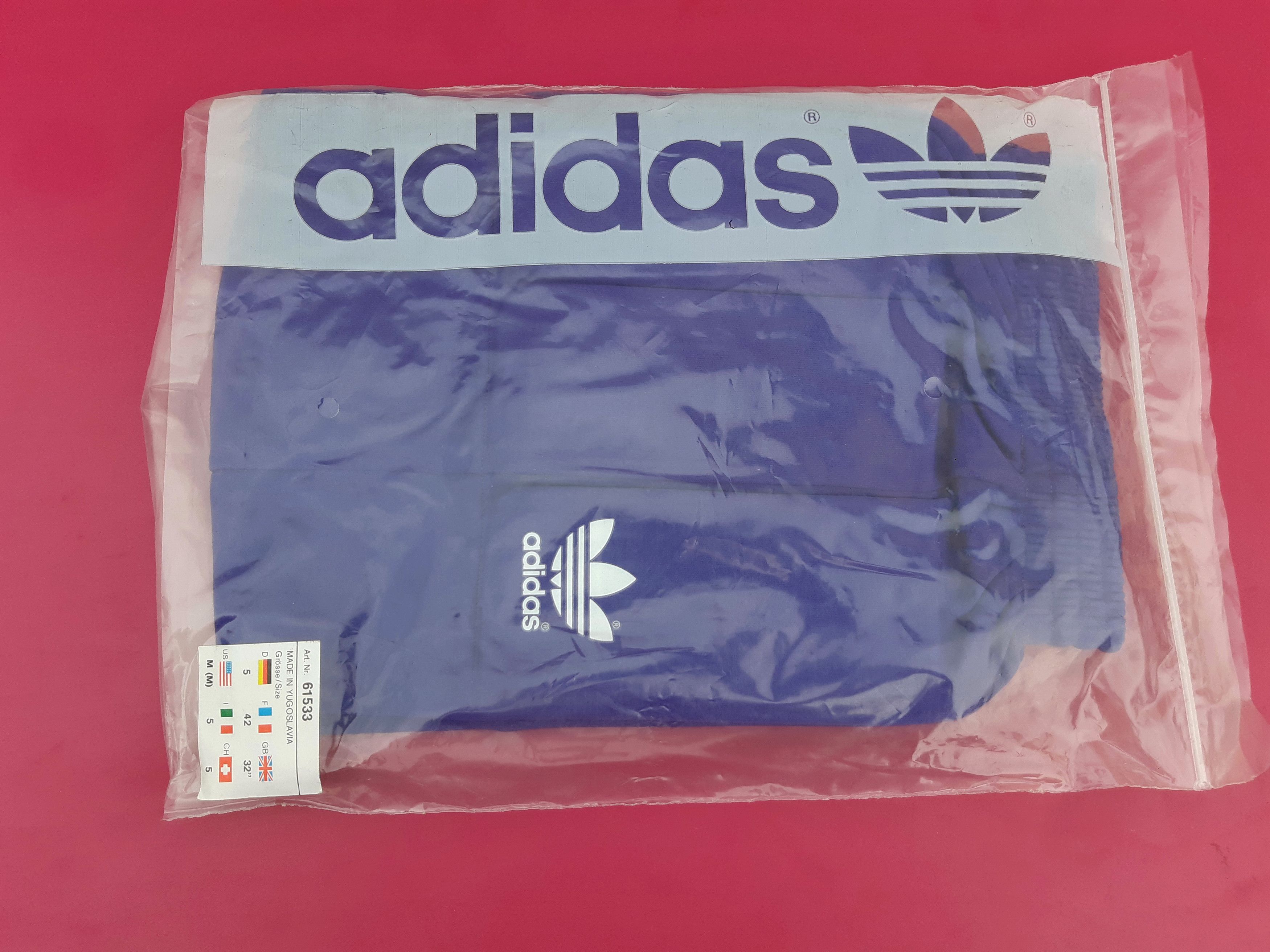 Adidas Vtg ADIDAS Soccer Goalkeeper Pad Shorts Yugoslavia NWT Size US 39 - 9 Thumbnail
