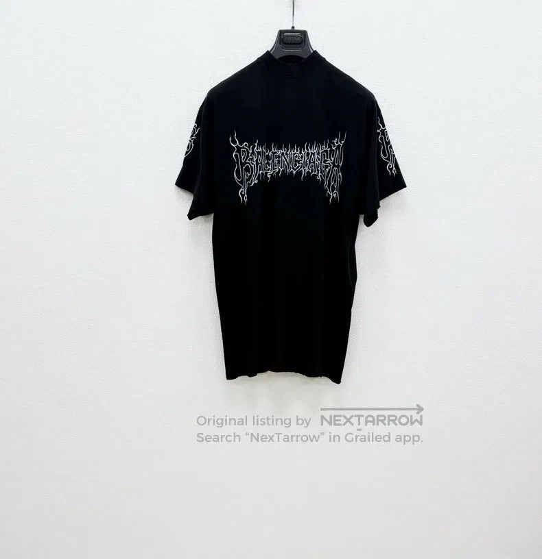 Balenciaga Balenciaga Distressed Short-sleeve T-shirt Size US S / EU 44-46 / 1 - 1 Thumbnail