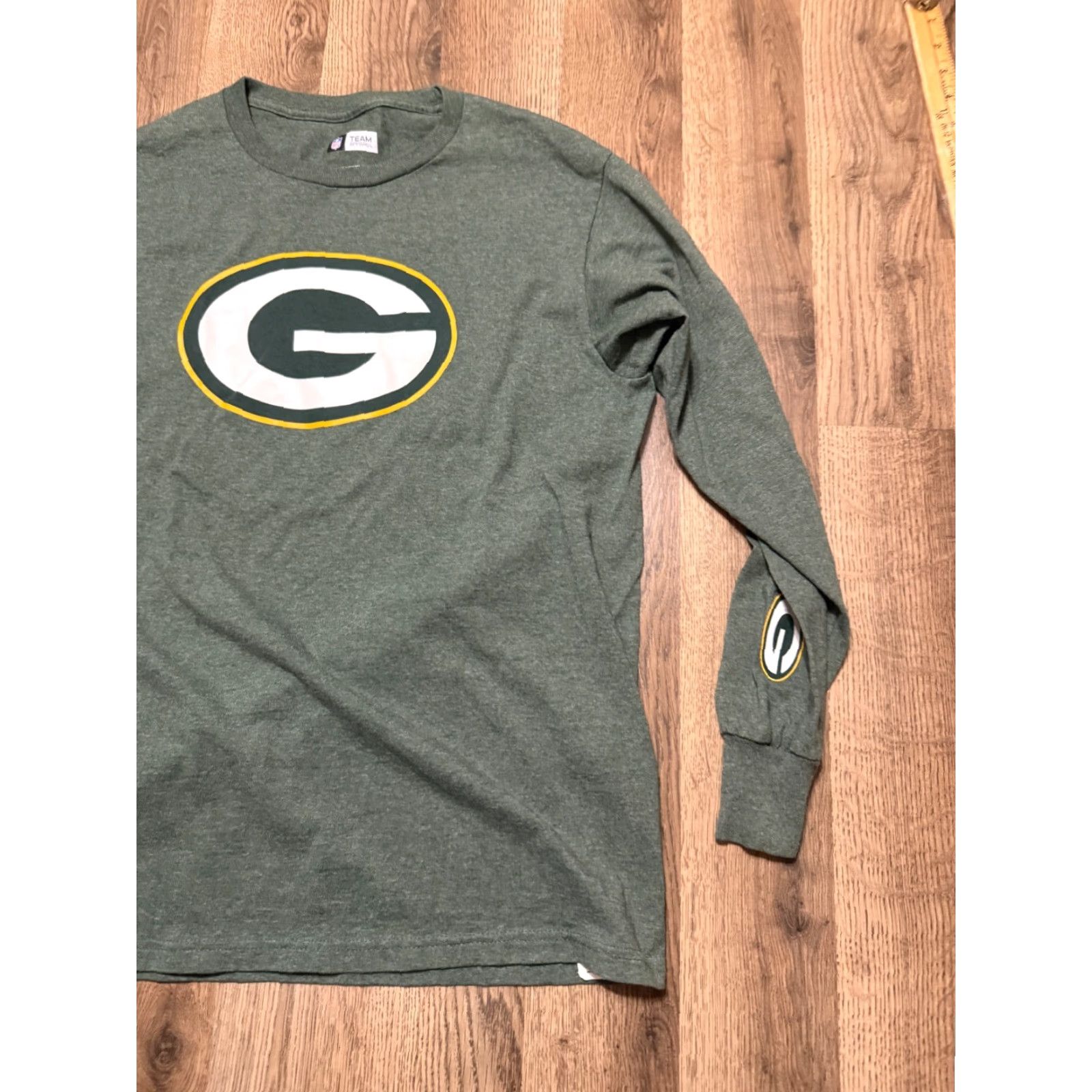 NFL NFL Team Apparel Shirt Men Long Sleeve Wisconsin Green Bay Packers Medium Green Crew Neck Size US M / EU 48-50 / 2 - 4 Thumbnail