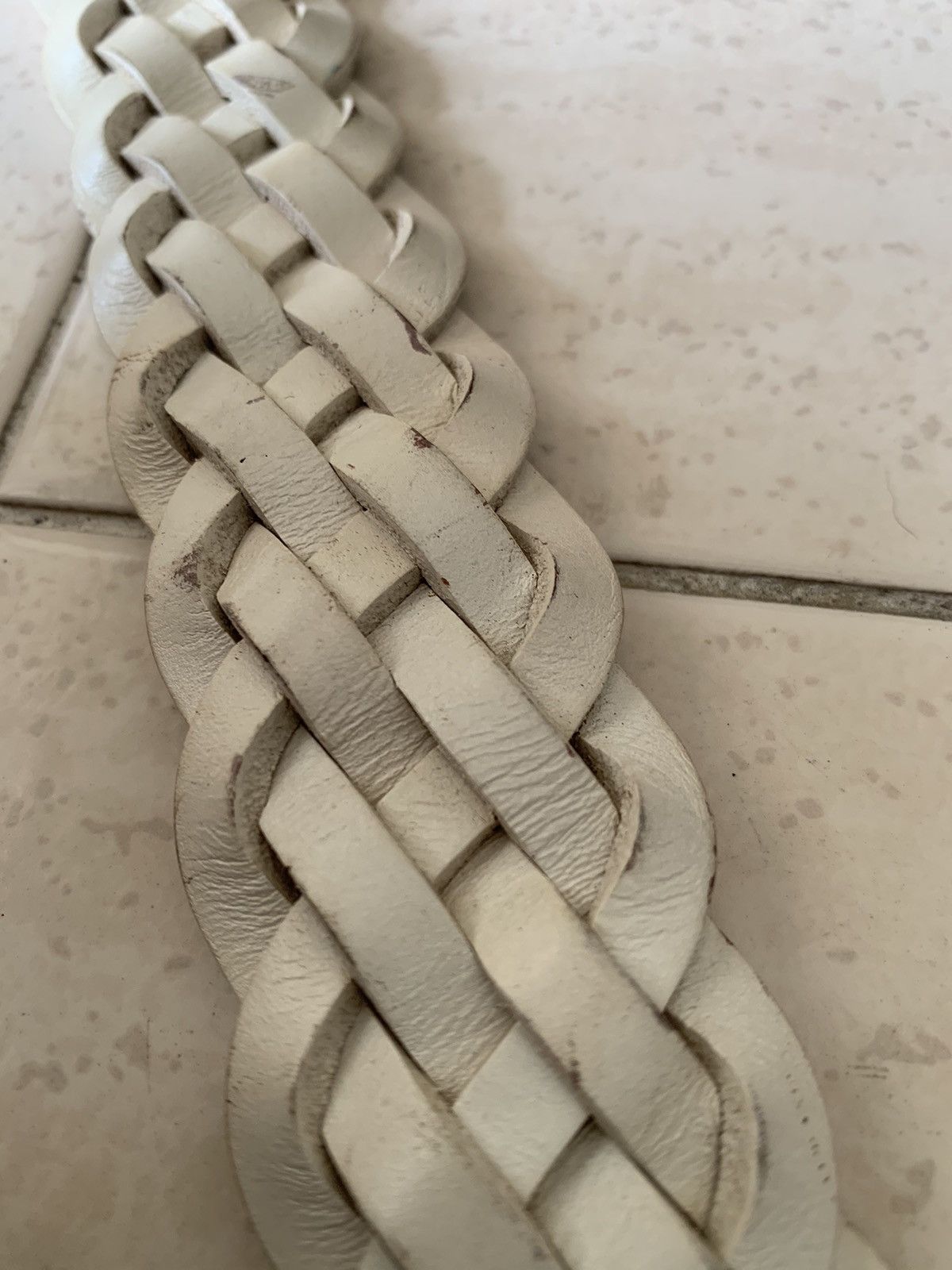 Vanquish Vanquish white leather belt Size ONE SIZE - 5 Thumbnail