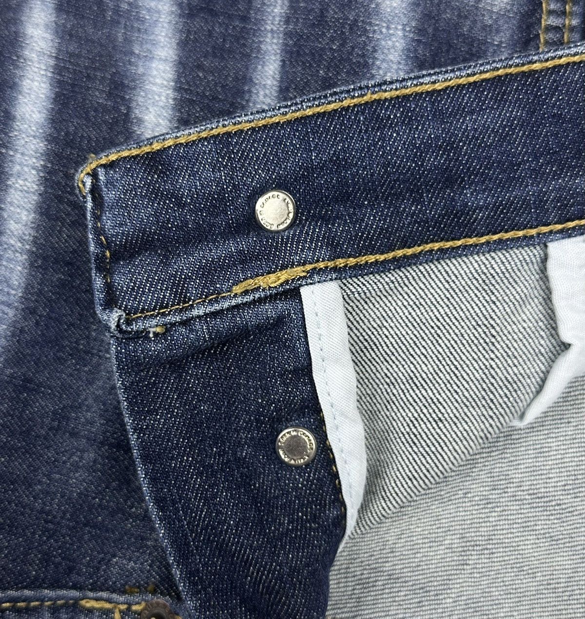 Dsquared2 Dsquared 2 Denim Shorts Size 48 ( M) With Scuffs and Paint Size US 32 / EU 48 - 10 Thumbnail