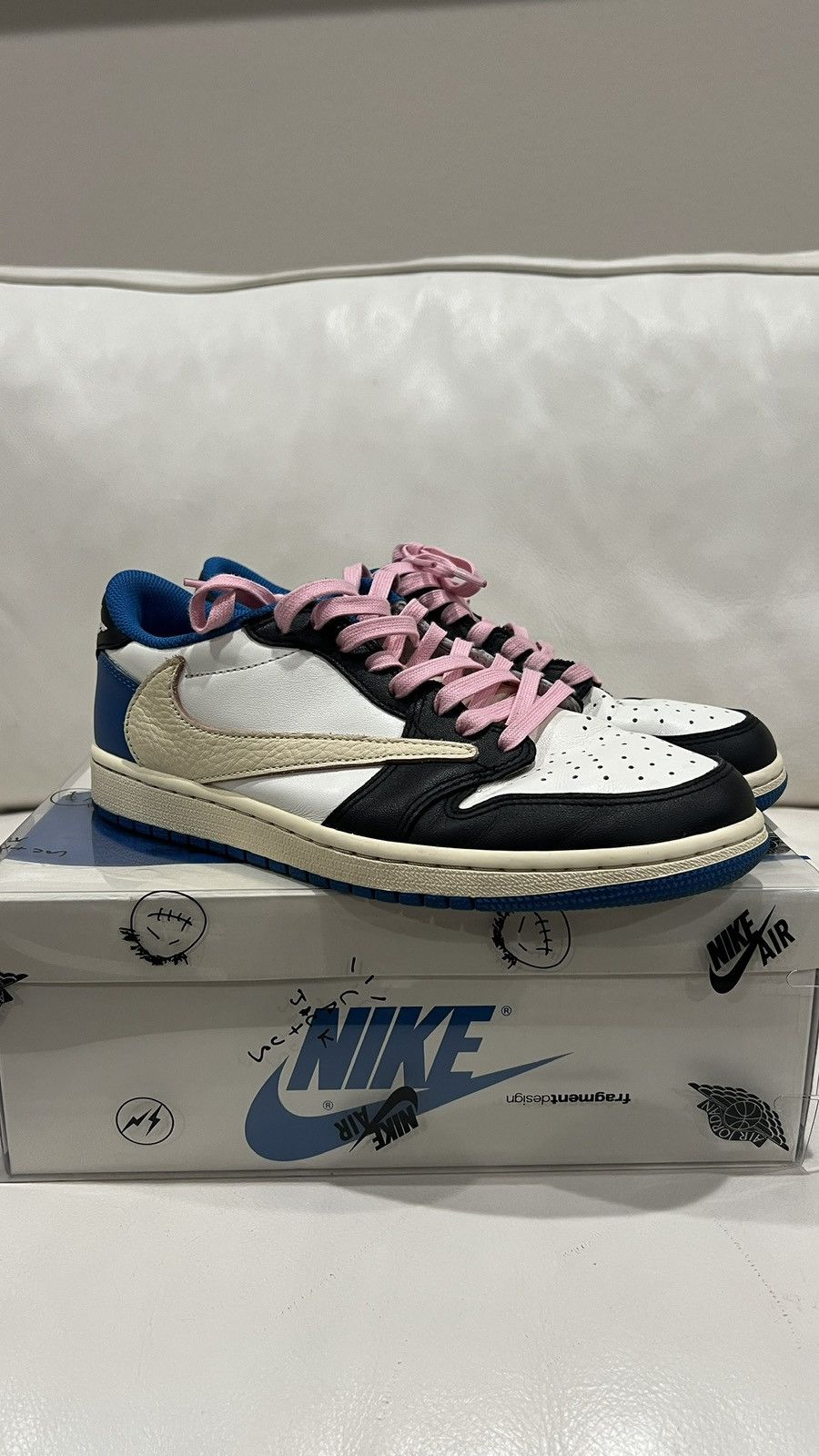Nike × Travis Scott Fragment Design X Travis Scottx Air Jordan 1 Retro Low Size US 8.5 / EU 41-42 - 4 Thumbnail