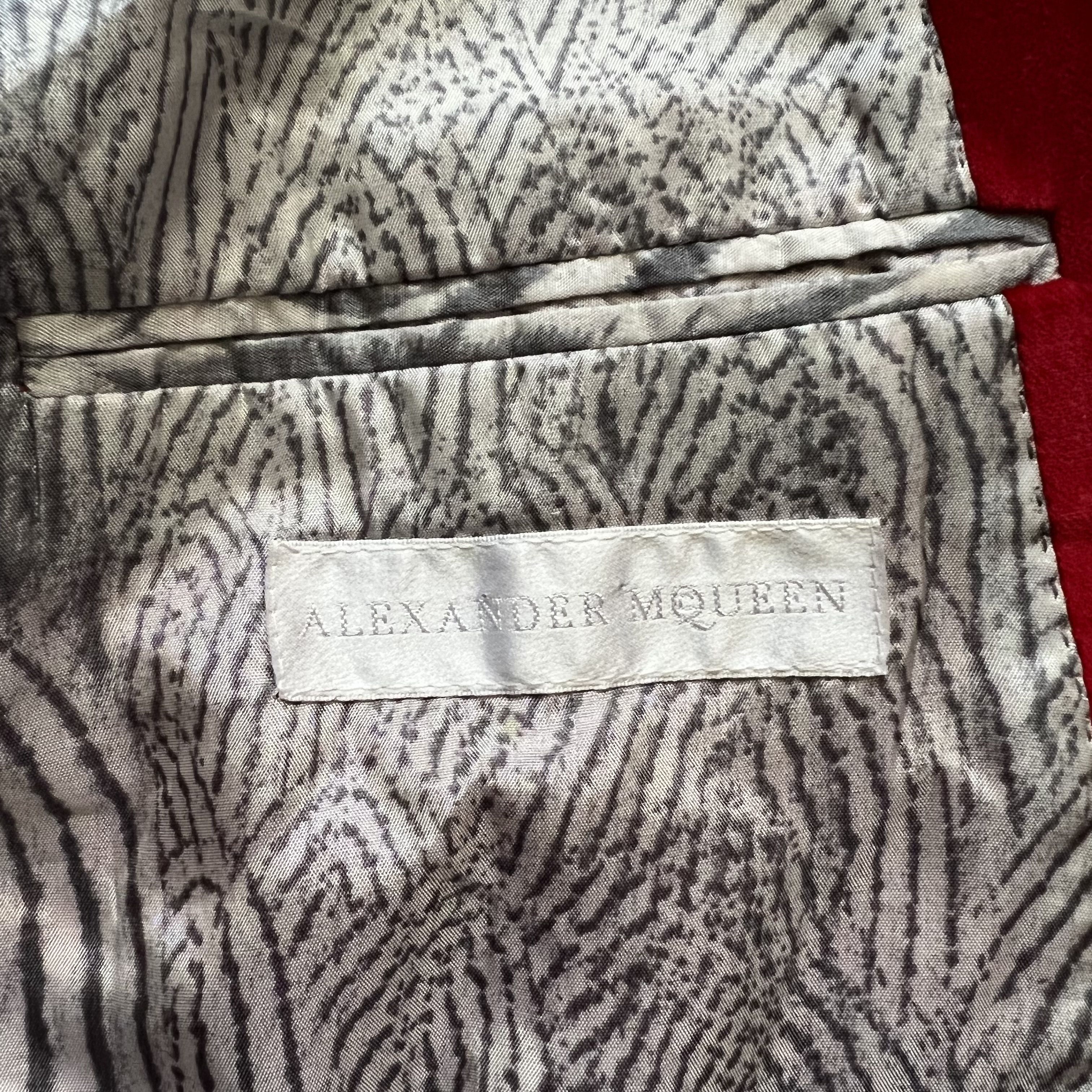 Alexander McQueen Alexander McQueen Blazer Velour Made in Italy Size 48 Size 48R - 8 Thumbnail