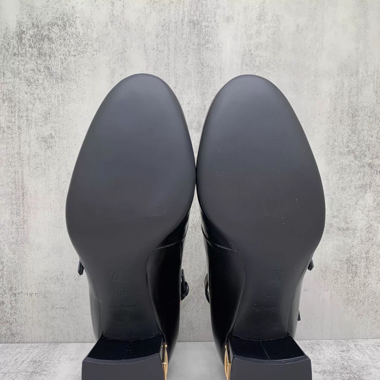 Louis Vuitton LV Black Mary Jane Heels 37.5 New Boxed Sample Size US 7 / IT 37 - 8 Thumbnail