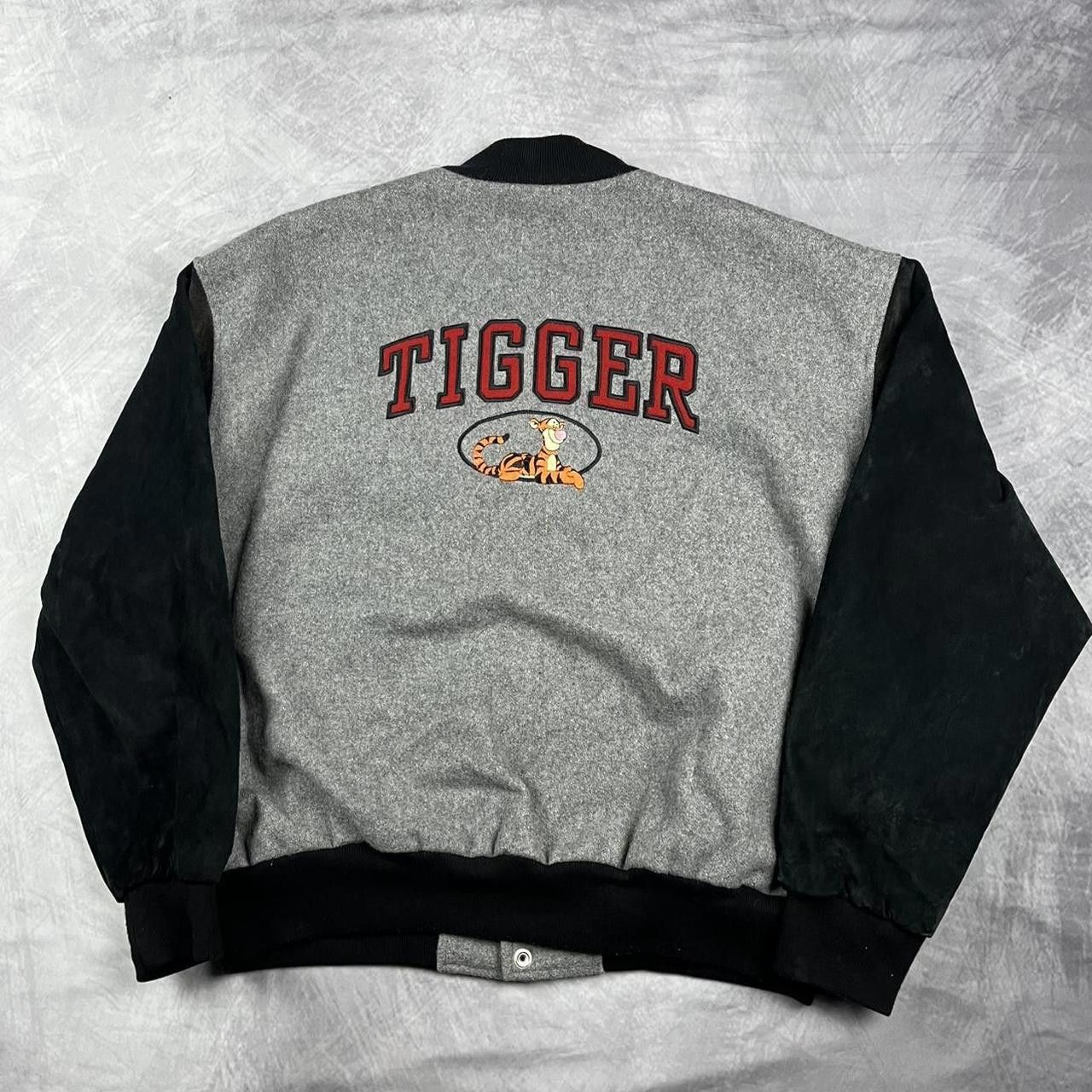 Designer Vintage Tigger Winnie The Pooh varsity jacket Size US L / EU 52-54 / 3 - 2 Thumbnail