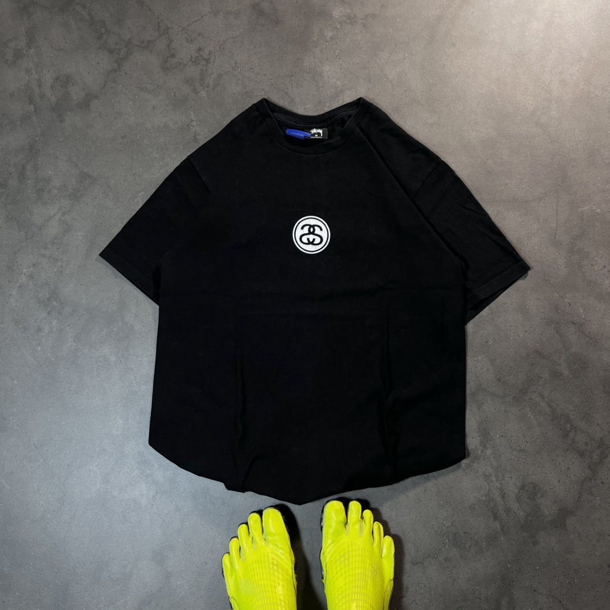 Stussy Stussy 00s Vintage Circle Center Logo Tee Tshirt Hype Rare Size US M / EU 48-50 / 2 - 1 Thumbnail