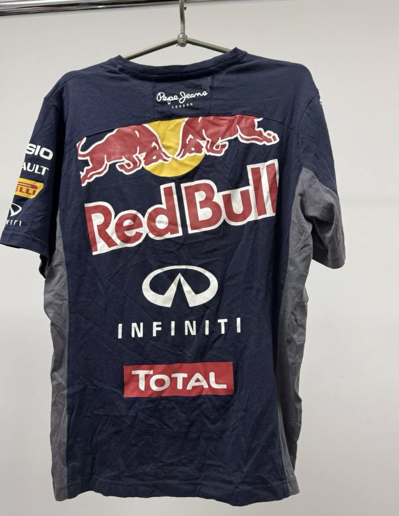 Pepe Jeans × Red Bull Red Bull Racing F1 Formula 1 Team Infiniti Pepe Jeans London Size US S / EU 44-46 / 1 - 3 Thumbnail