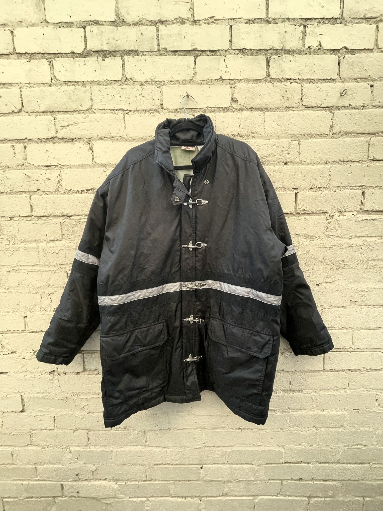 Reebok Vintage 90s Reebok Fireman Jacket Black Reflective Size US L / EU 52-54 / 3 - 3 Thumbnail